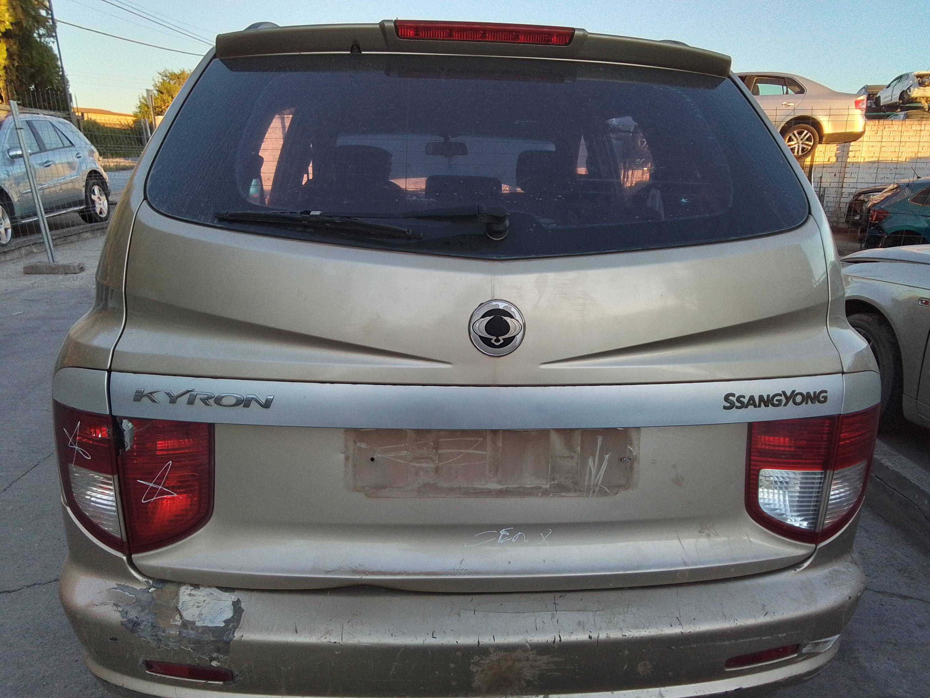 Recambio de porton trasero para ssangyong kyron 2.0 referencia OEM IAM   