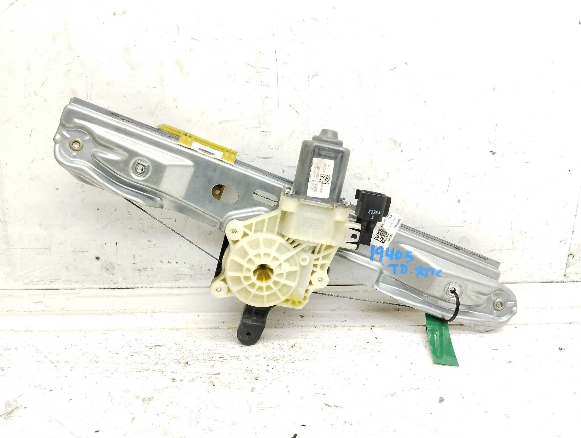 Recambio de elevalunas trasero derecho para ford focus lim. (cb8) sport referencia OEM IAM BM51A27000BE  