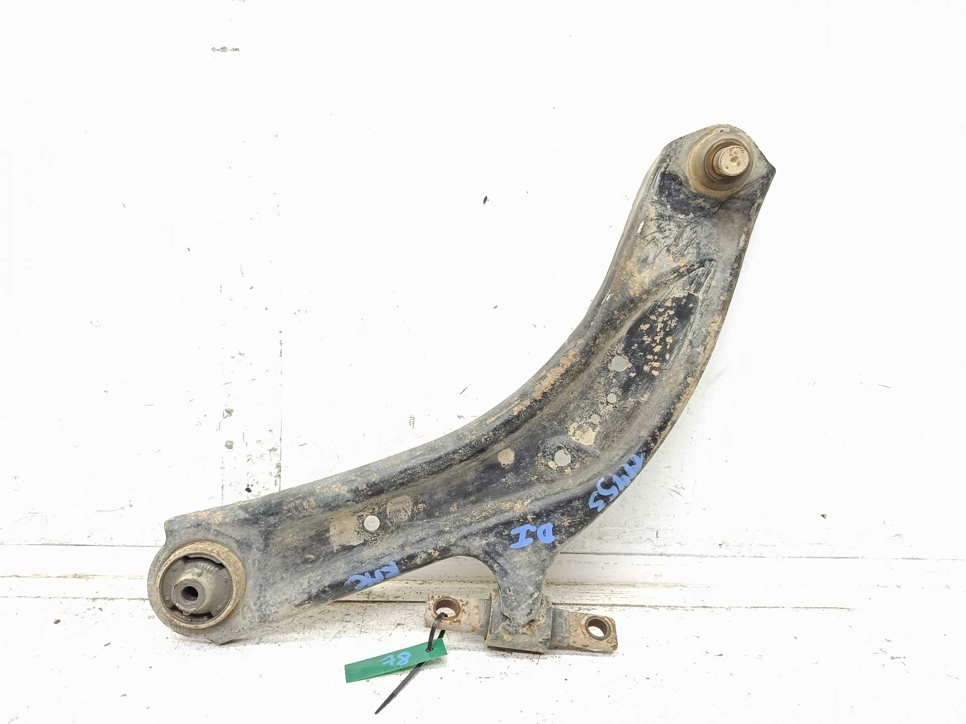 Recambio de brazo suspension inferior delantero izquierdo para nissan x-trail (t32) 360 referencia OEM IAM 545014CA0A  