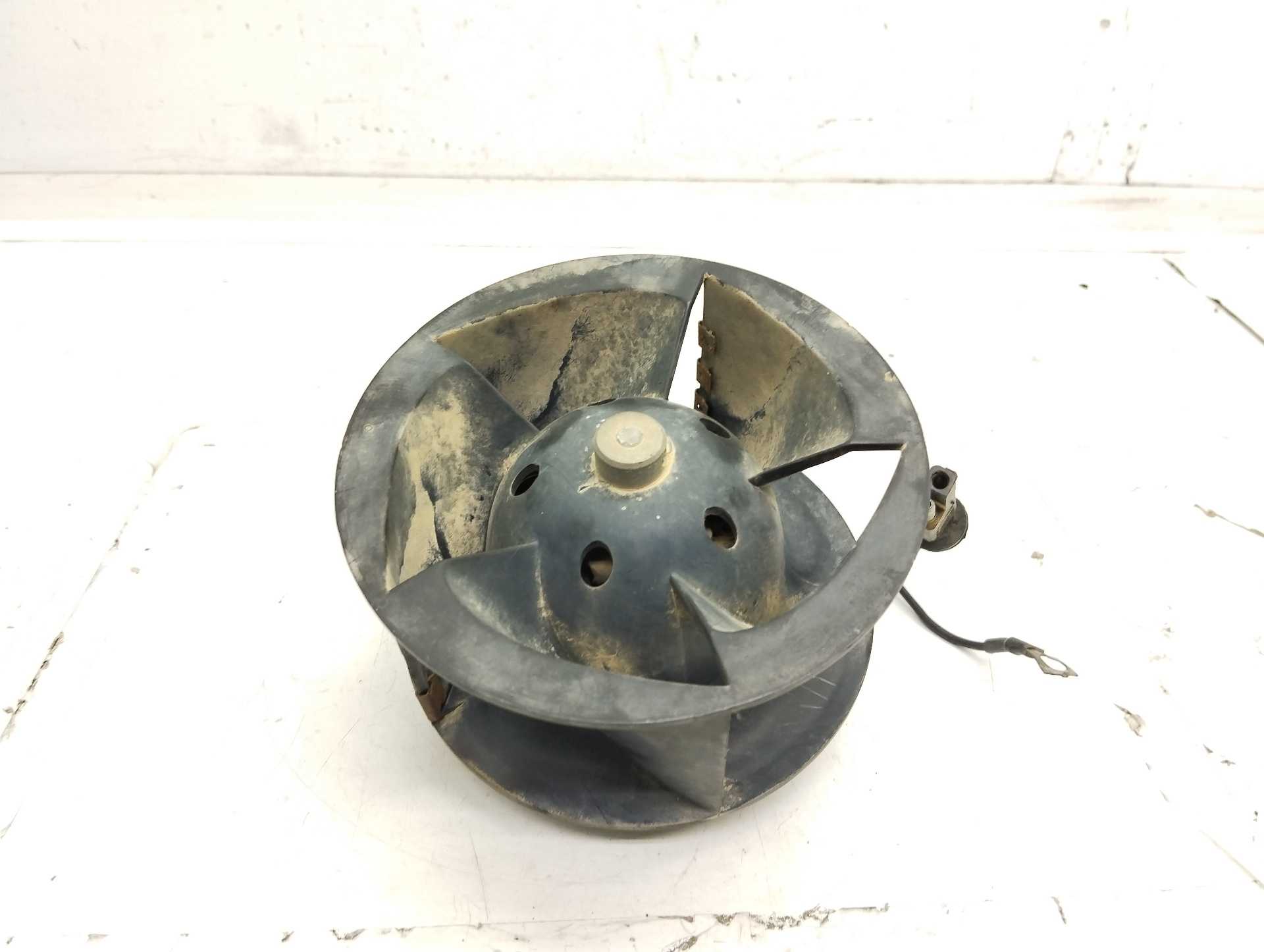Recambio de motor calefaccion para renault 6 referencia OEM IAM   