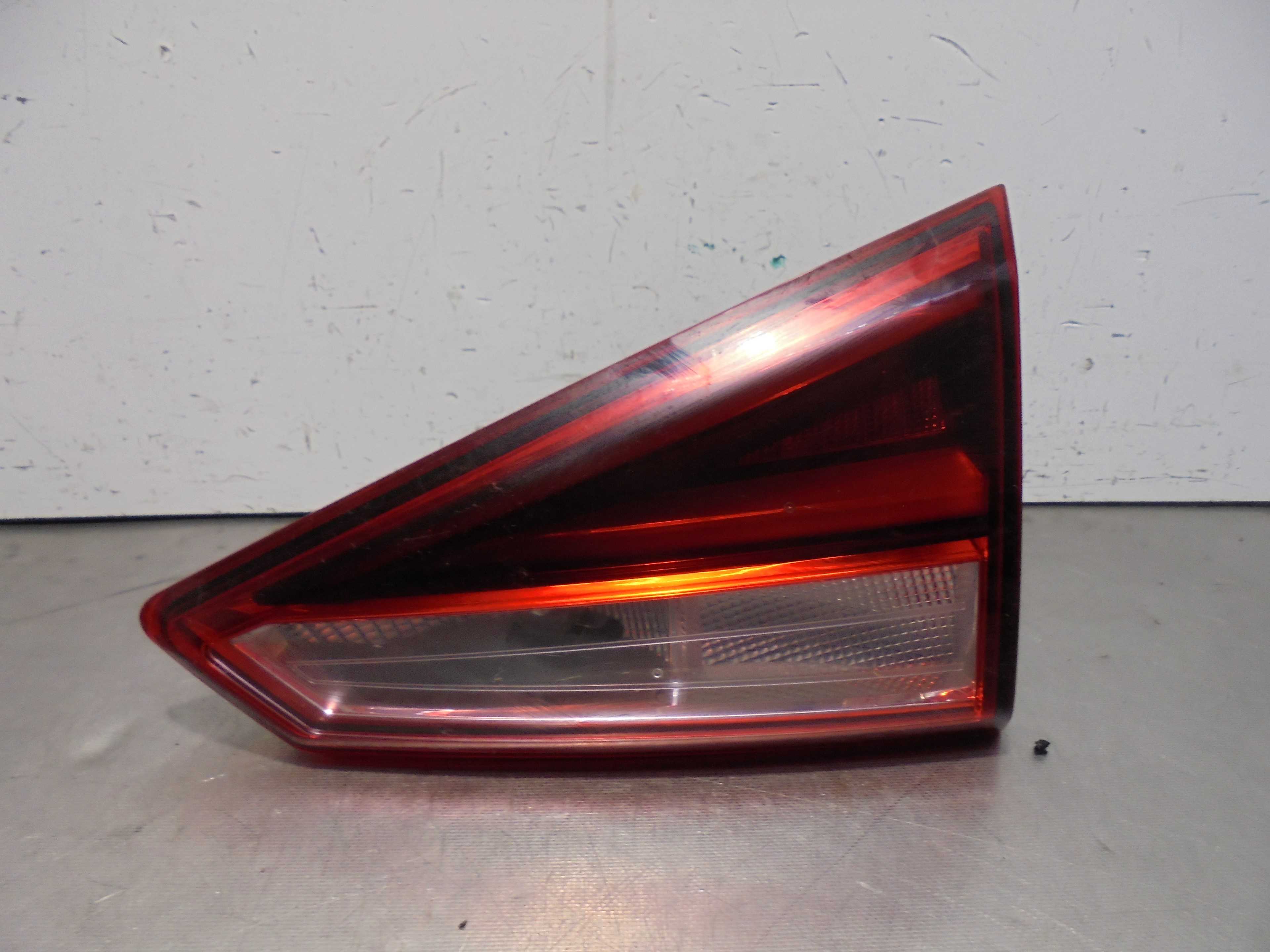 Recambio de piloto porton trasero derecho para seat arona fr referencia OEM IAM 6F9945308D AUTOMOTIVE LIGHTING 