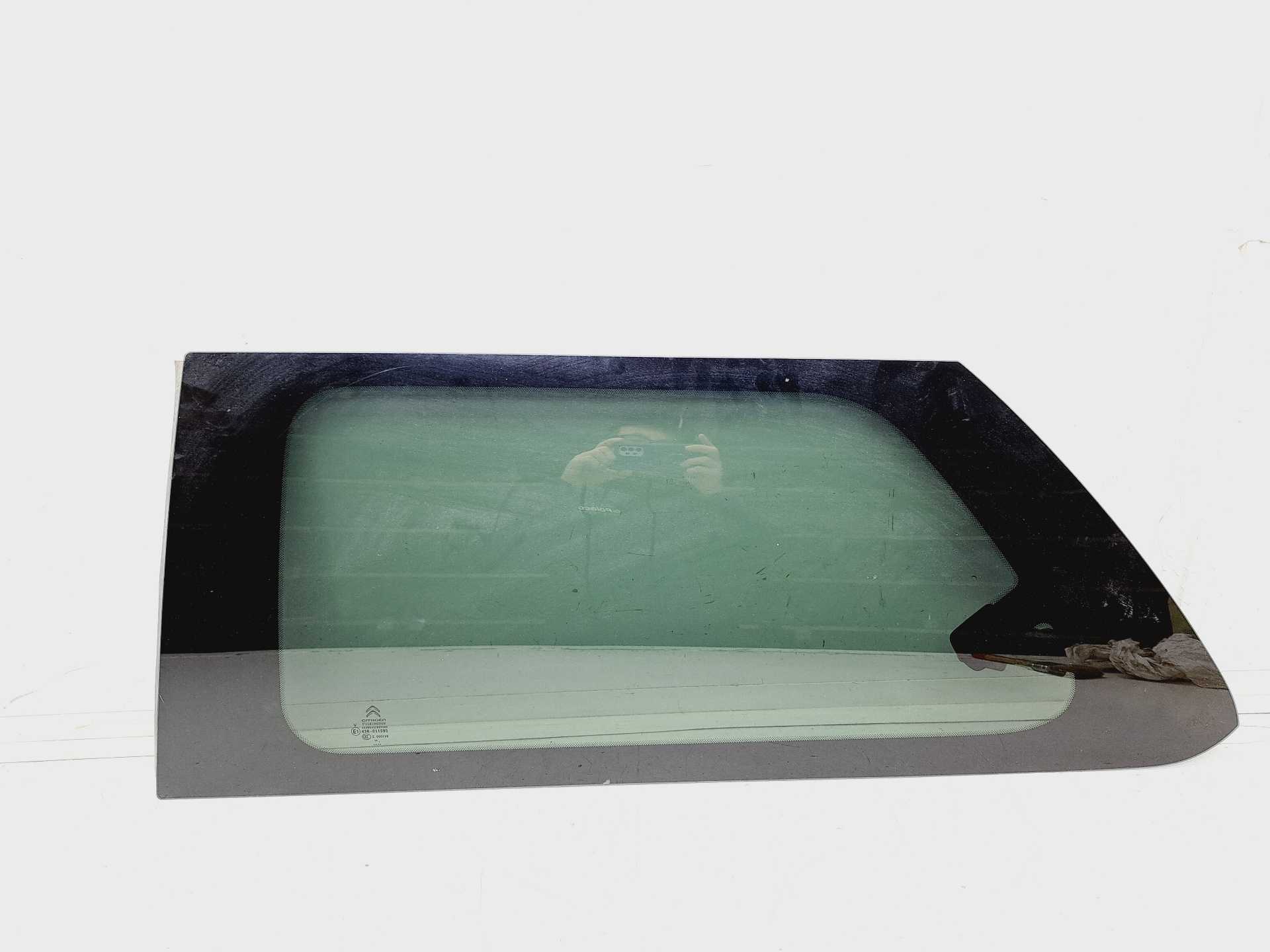 Recambio de luna trasera izquierda para citroën c4 cactus feel referencia OEM IAM 43R011595  