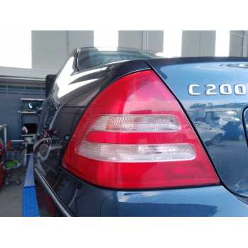 Recambio de piloto trasero izquierdo para mercedes-benz clase c (w203) berlina 200 compressor (203.042) referencia OEM IAM   