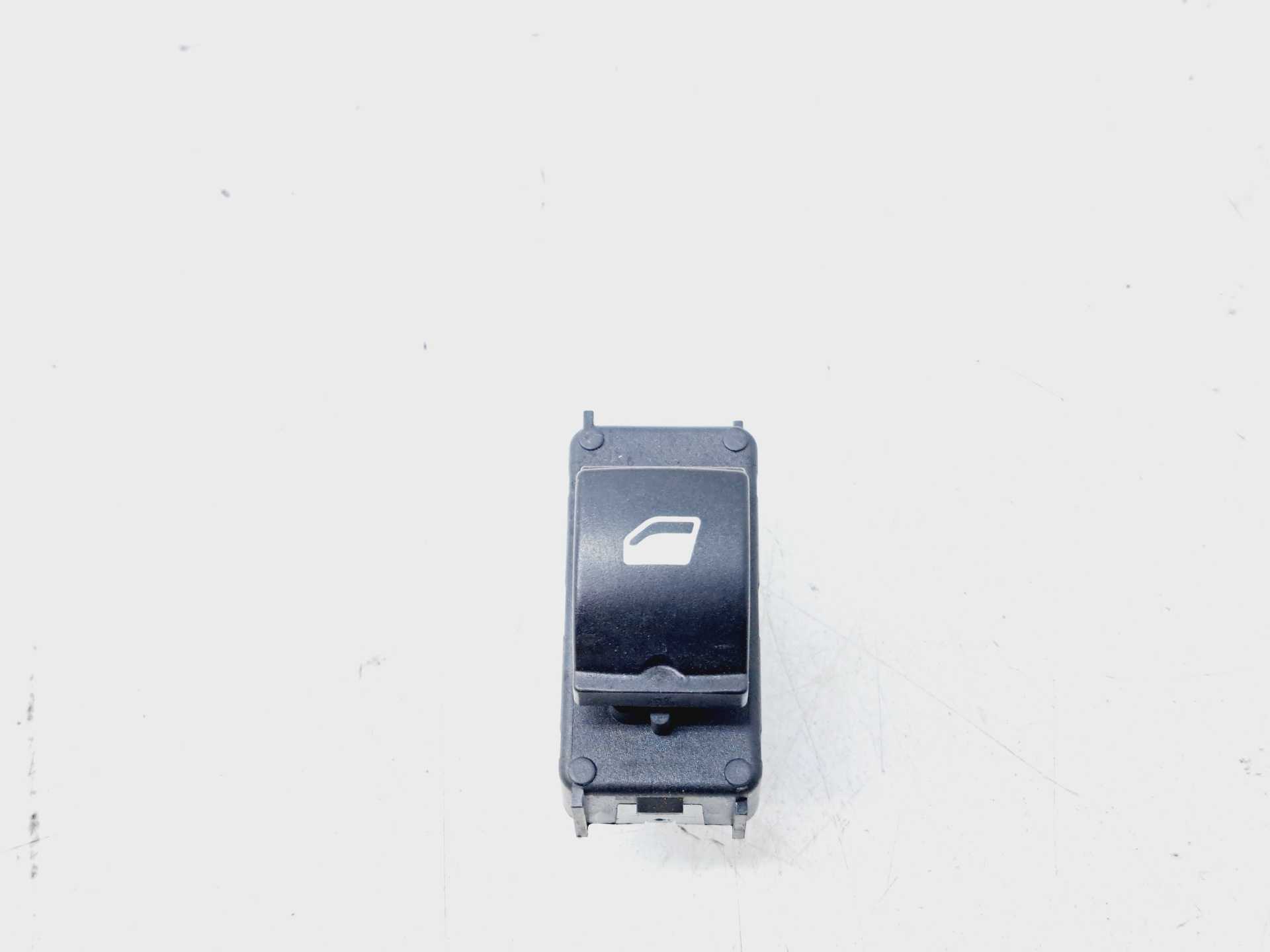 Recambio de mando elevalunas delantero derecho para citroën c4 cactus feel referencia OEM IAM 98016307ZD  
