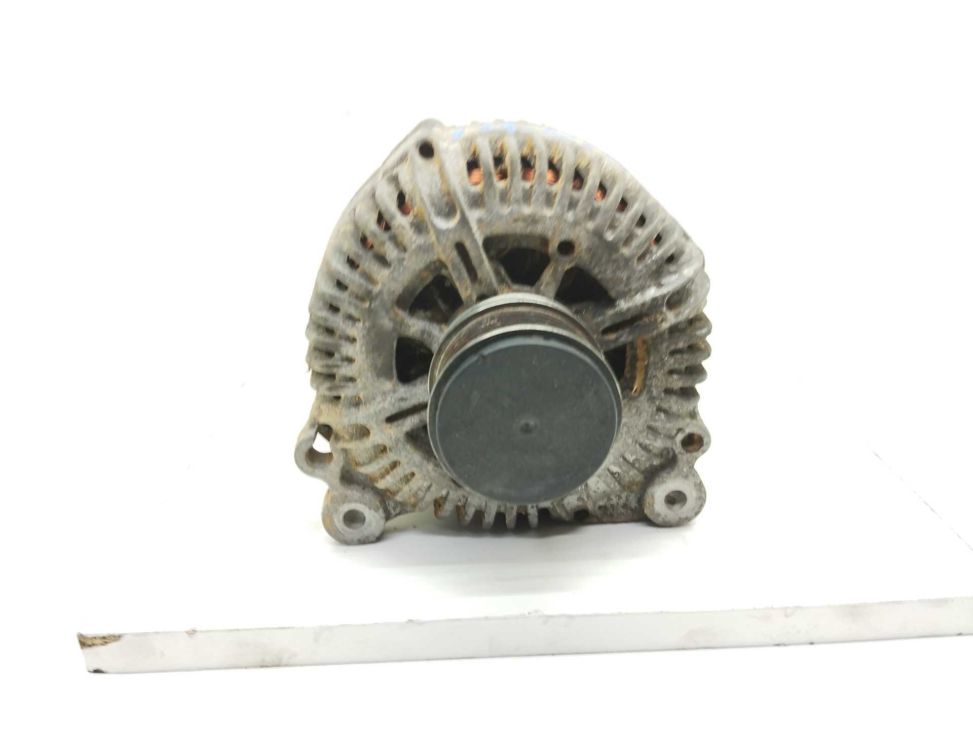 Recambio de alternador para volkswagen passat berlina (3c2) advance referencia OEM IAM 021903026L TG17C019 VALEO