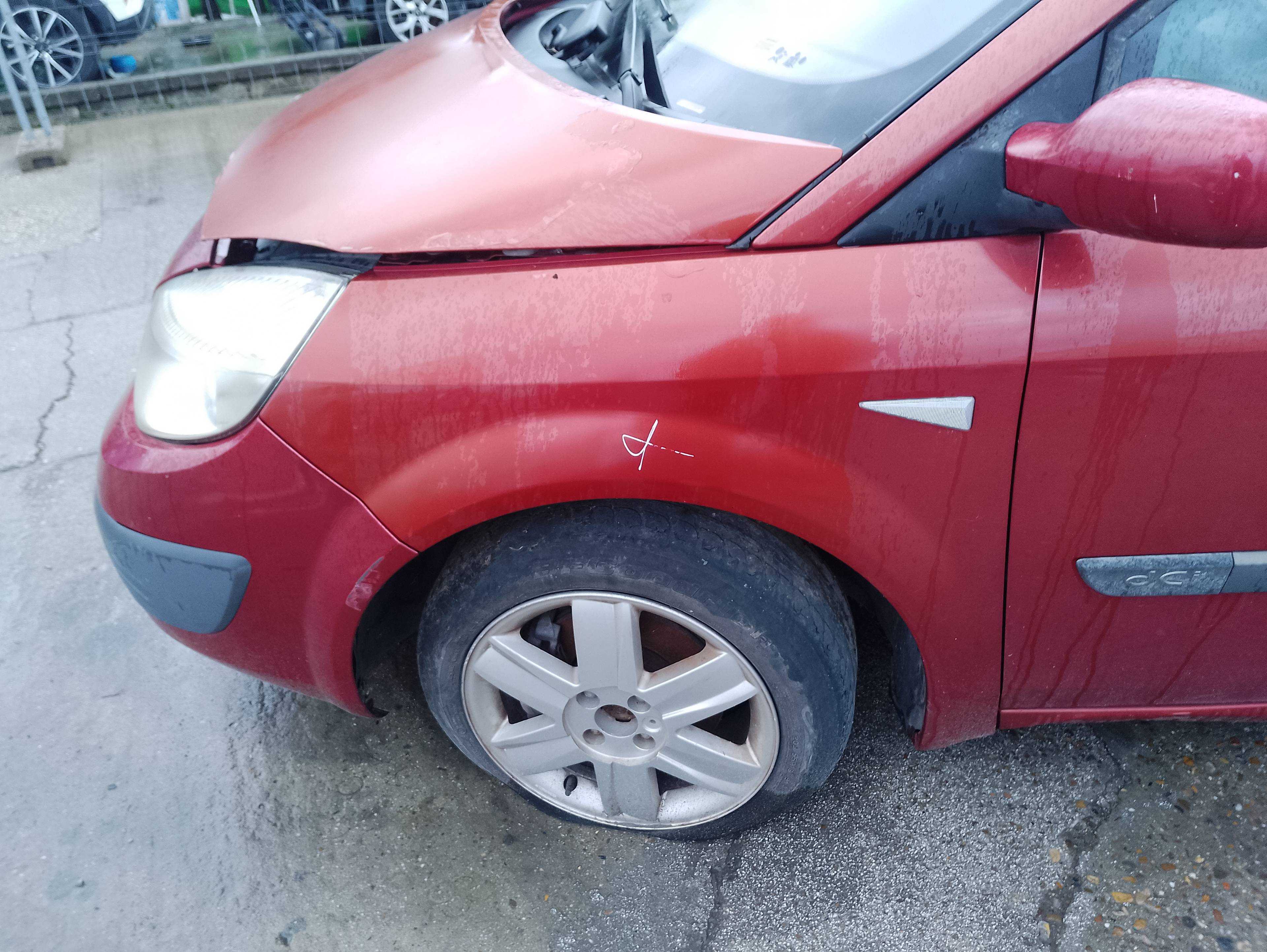 Recambio de aleta delantera izquierda para renault scenic ii 1.5 dci diesel referencia OEM IAM   