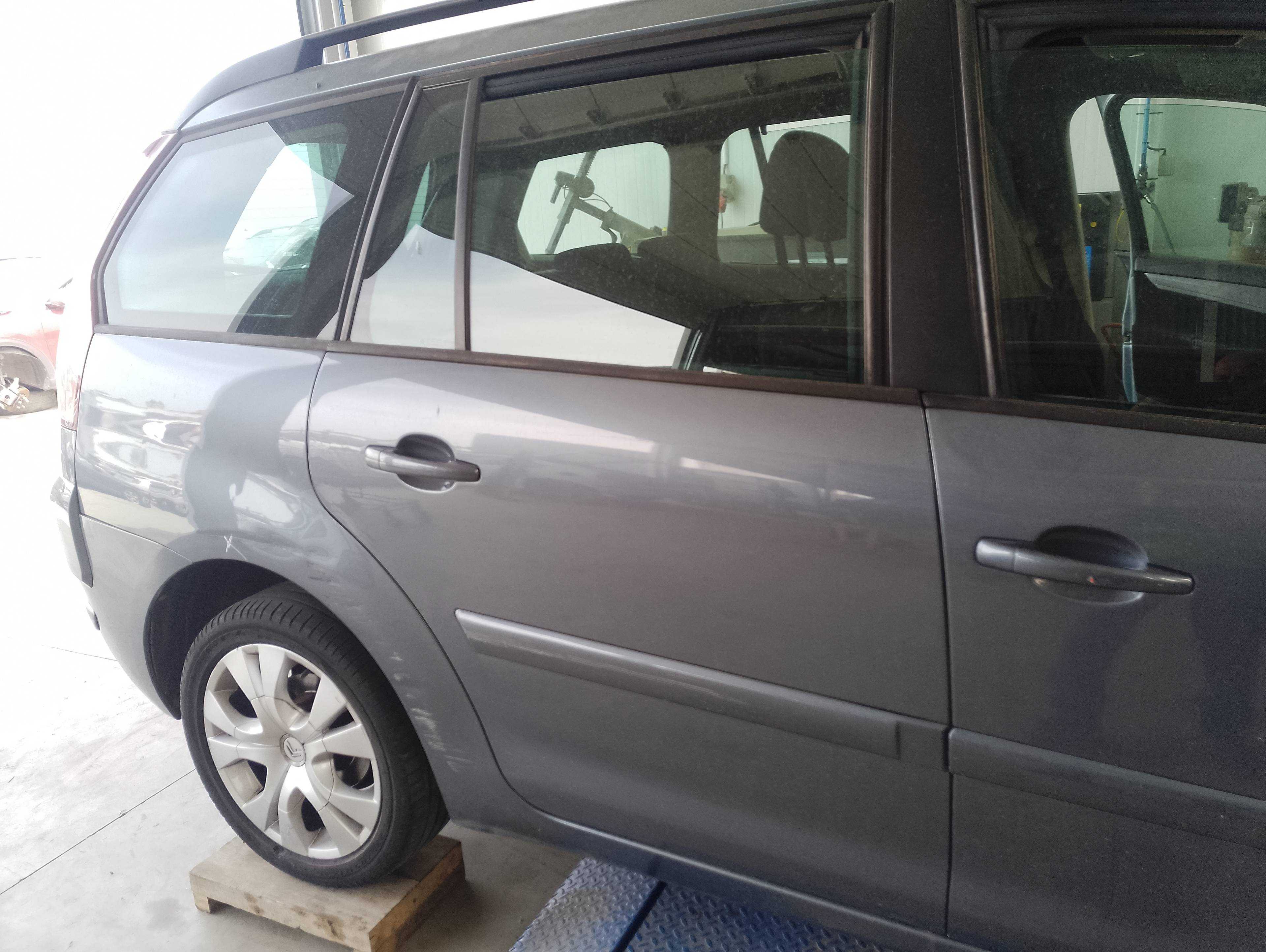 Recambio de puerta trasera derecha para citroën c4 picasso seduction referencia OEM IAM 9008P6  