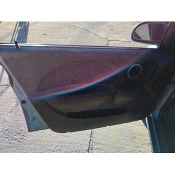 GUARNECIDO PUERTA DELANTERA IZQUIERDA 