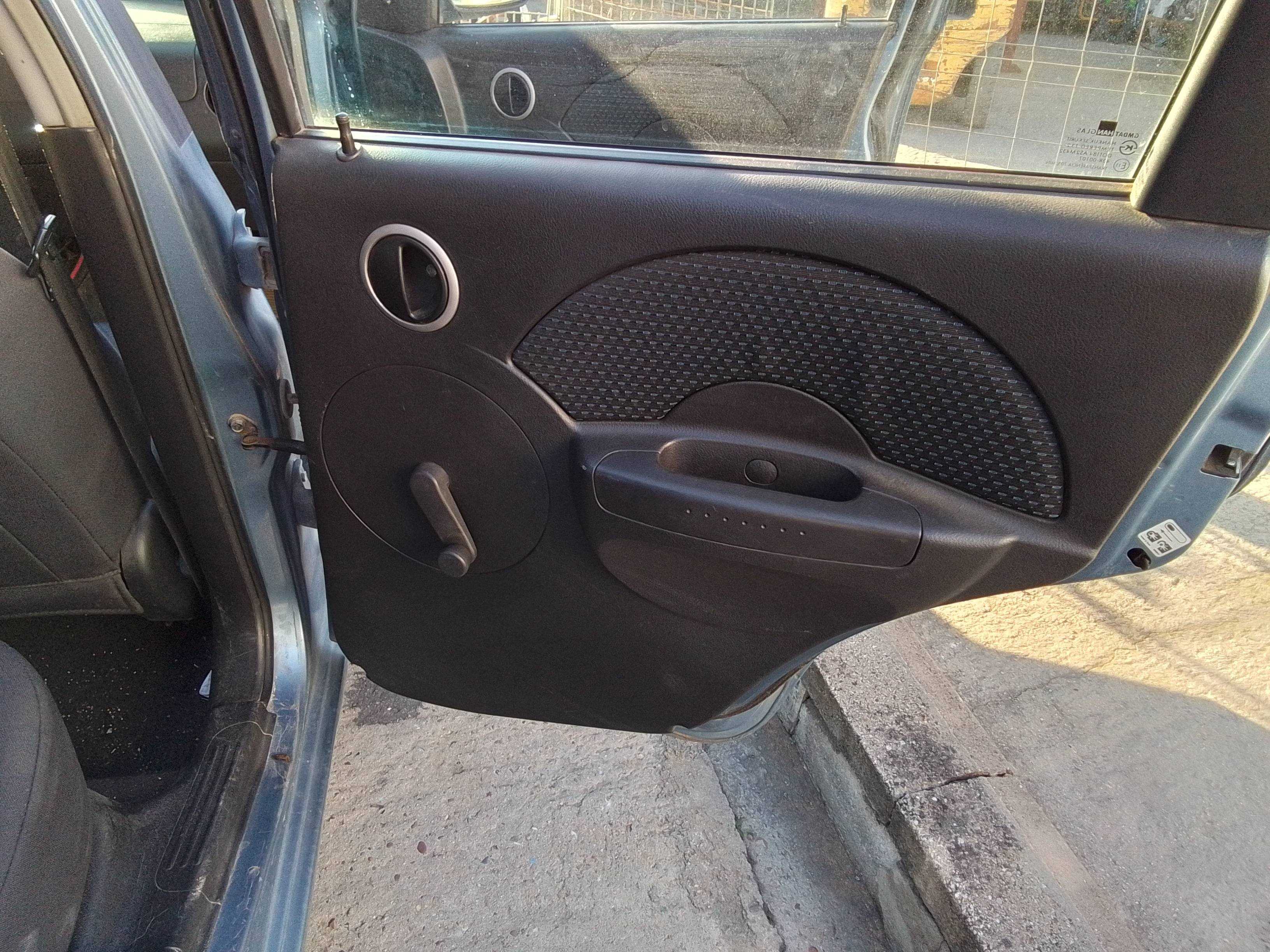 Recambio de guarnecido puerta trasera derecha para chevrolet kalos 1.2 s (d/a) referencia OEM IAM   