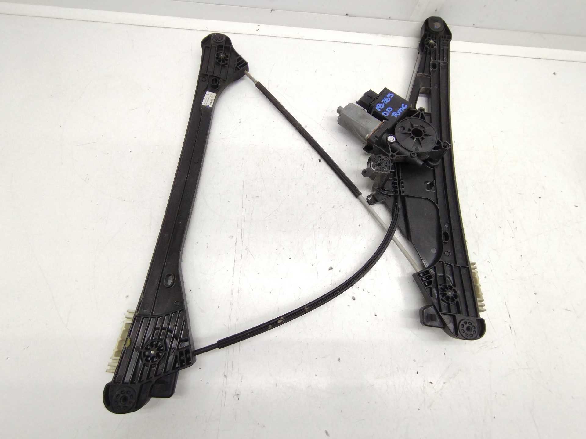 Recambio de elevalunas delantero derecho para citroën c5 aircross c-series referencia OEM IAM 9830389280  
