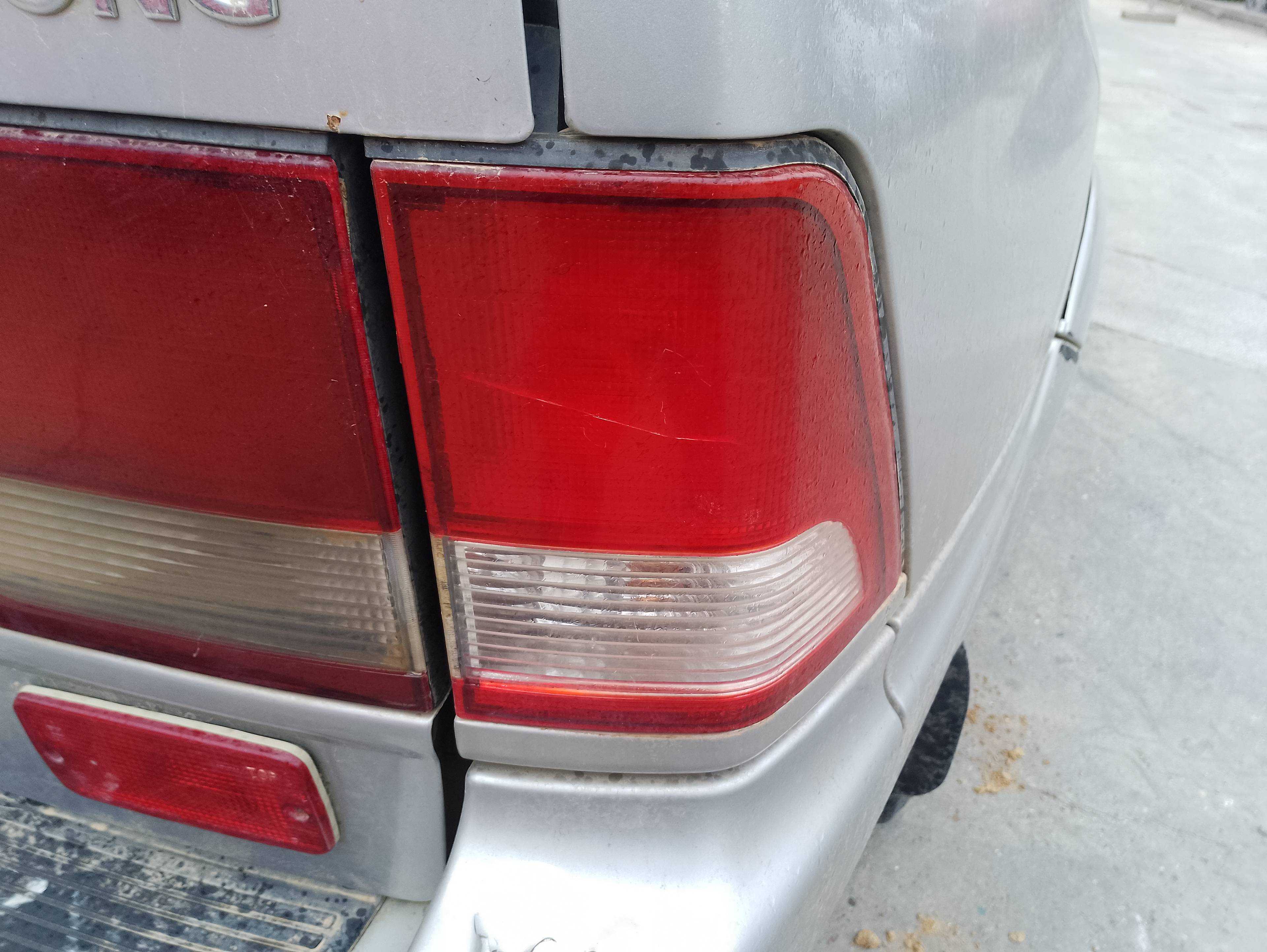 Recambio de piloto trasero derecho para ssangyong musso 2.9 tdi lux referencia OEM IAM   