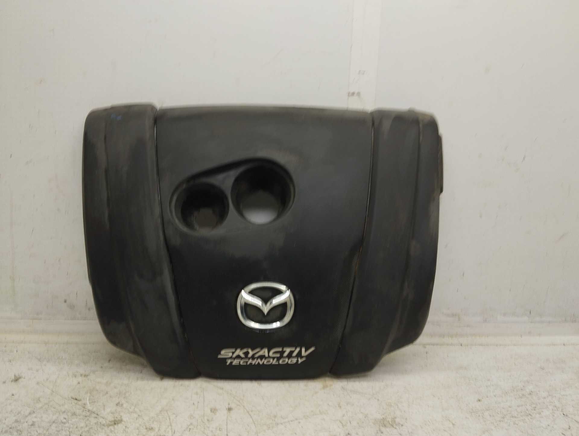 Recambio de tapa de motor para mazda cx-5 center-line 2wd referencia OEM IAM K3006  
