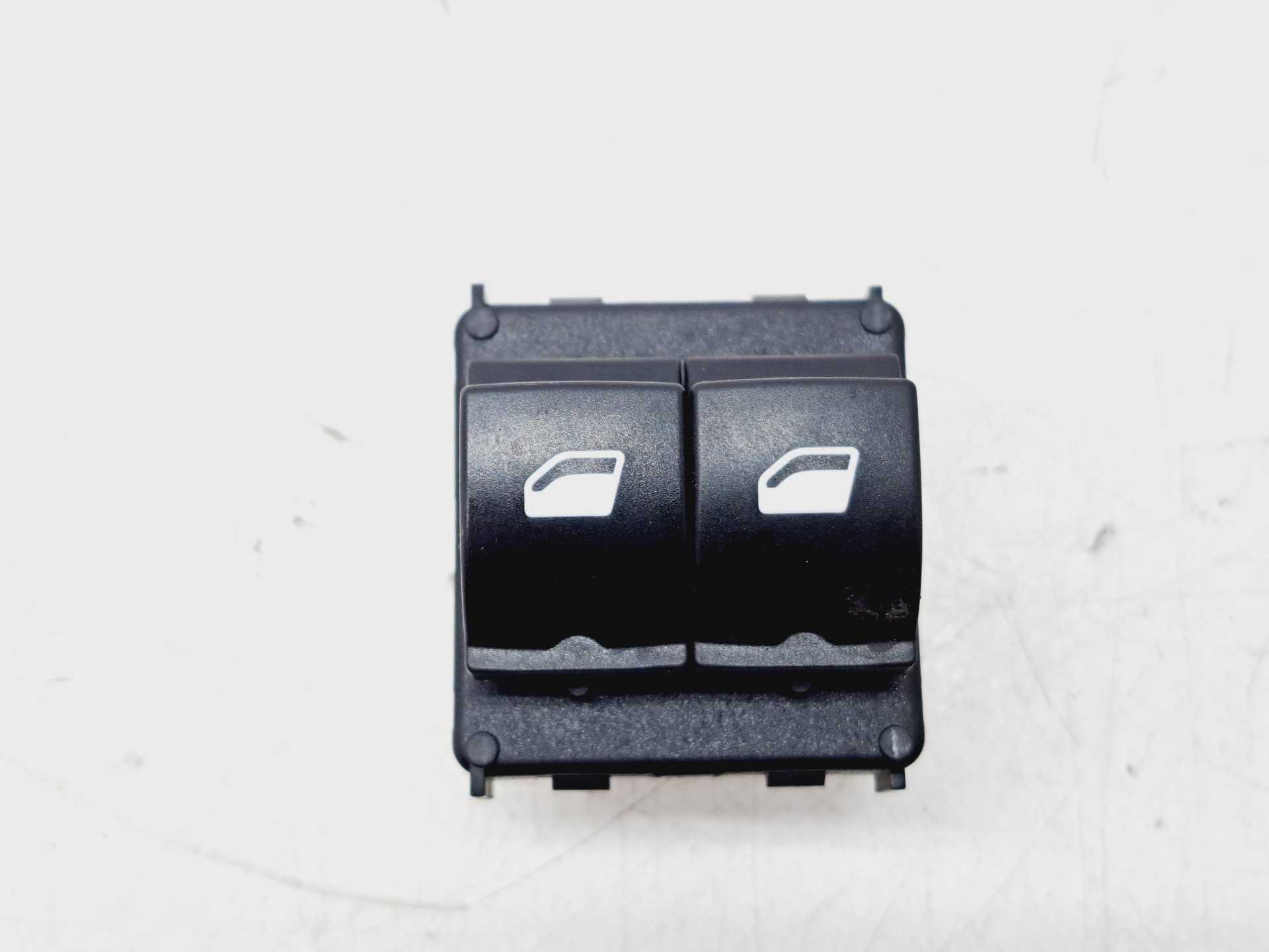 Recambio de mando elevalunas delantero izquierdo para citroën c4 cactus feel referencia OEM IAM 98016298ZD  