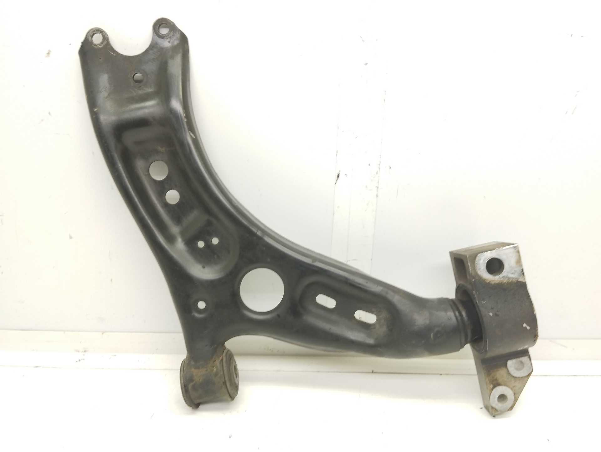Recambio de brazo suspension inferior delantero derecho para audi a3 (8p) 1.6 tdi ambiente referencia OEM IAM 1K0407152BC  