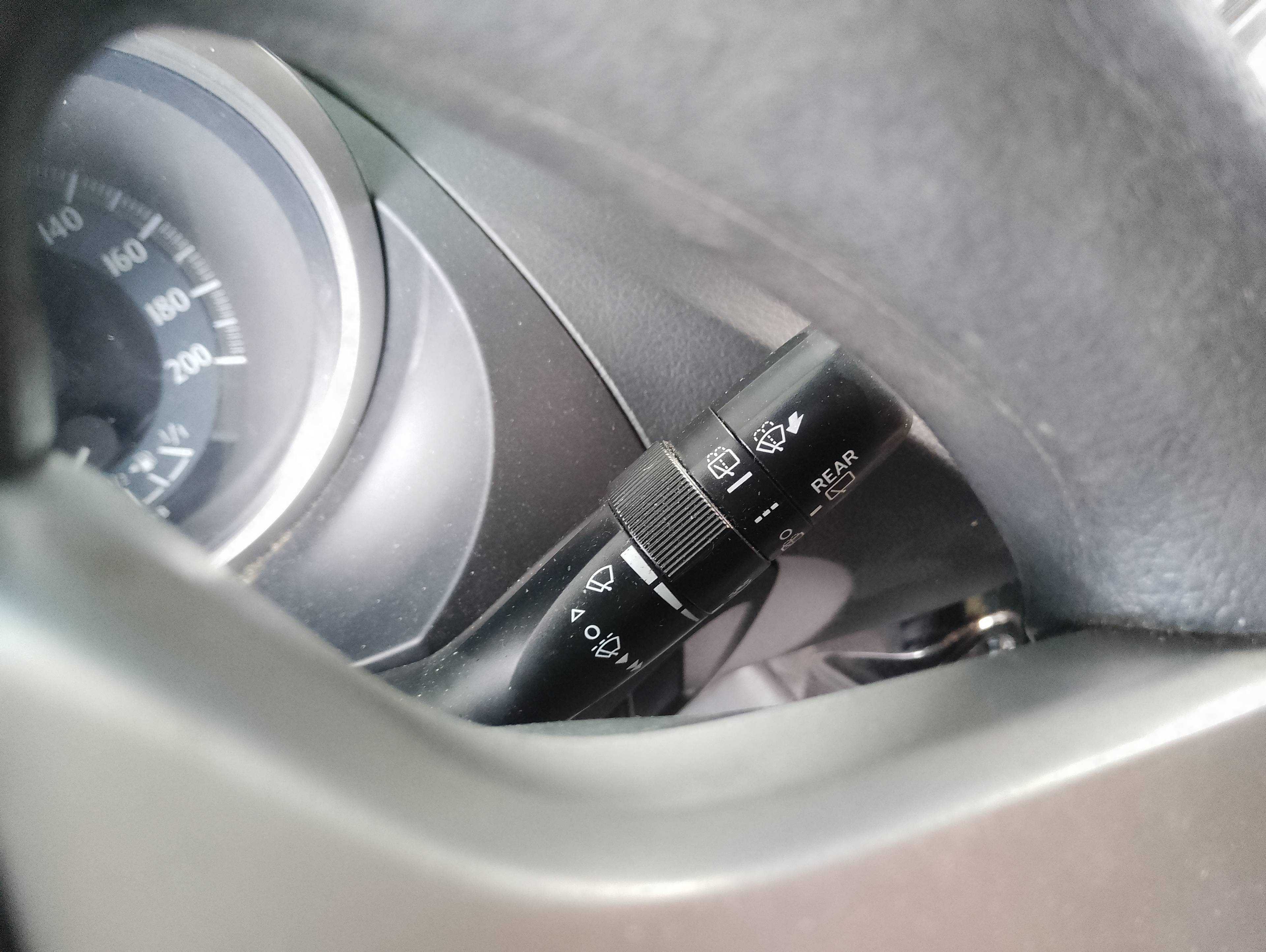 Recambio de mando limpia para toyota land cruiser (j15) basis referencia OEM IAM   