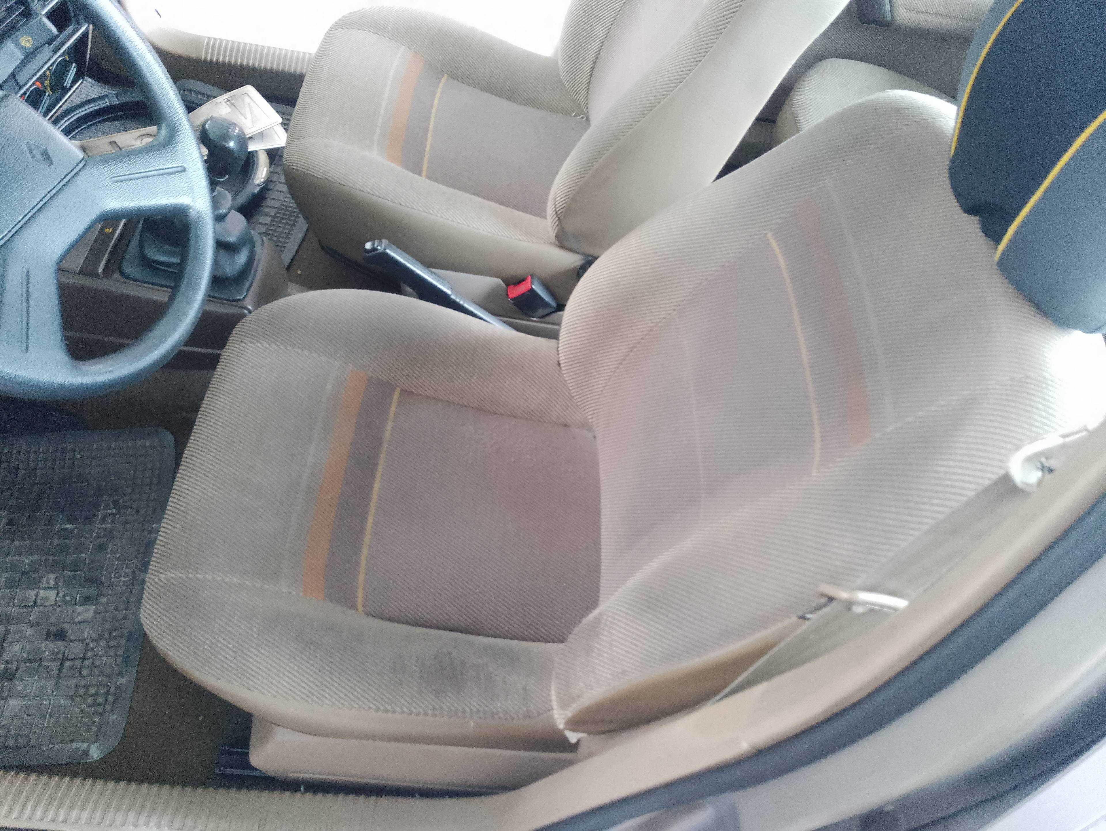 Recambio de asiento delantero izquierdo para renault 19 hatchback (b/c53) gtd referencia OEM IAM   