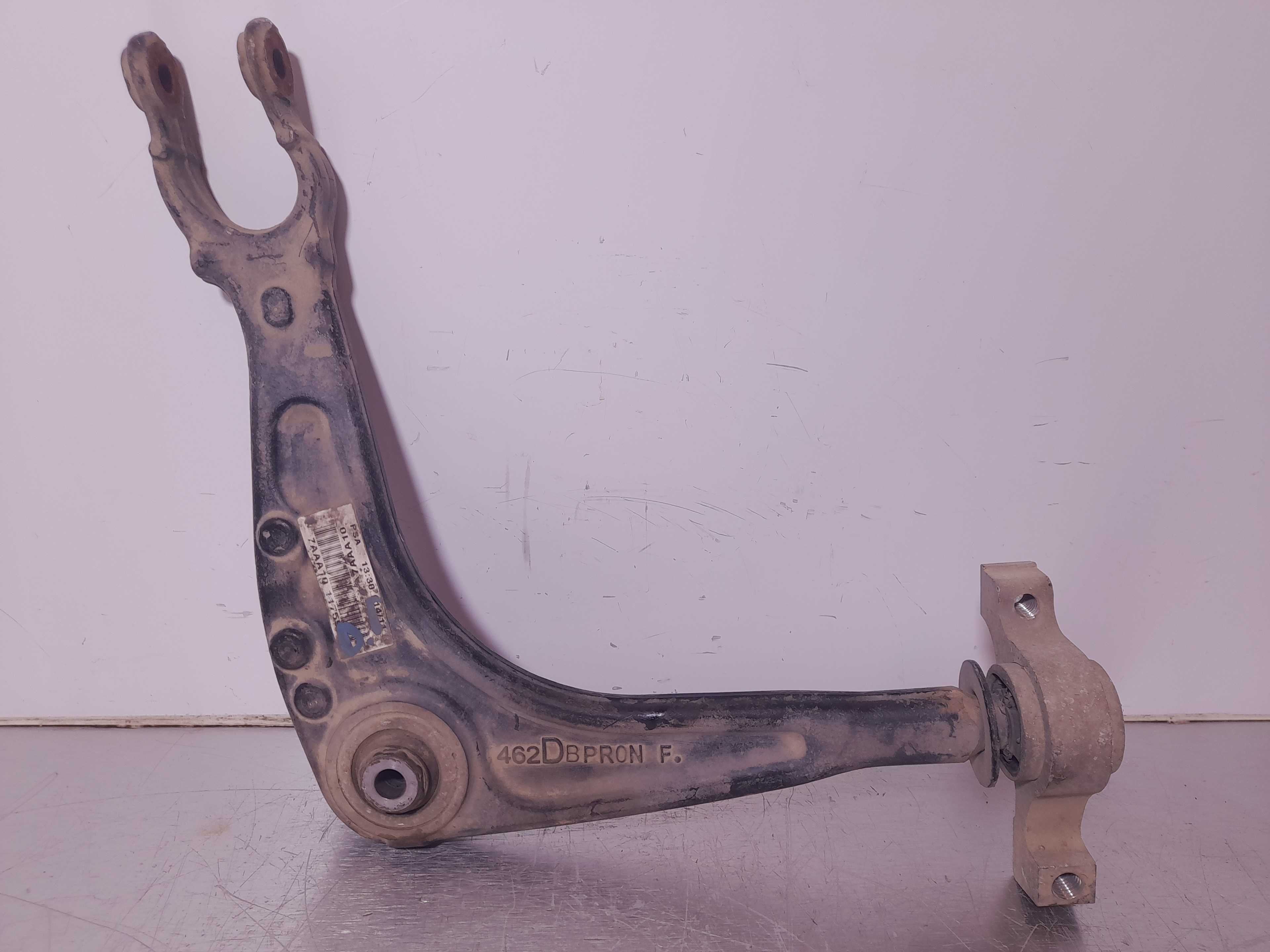 Recambio de brazo suspension inferior delantero derecho para citroën c5 berlina 2.0 hdi fap referencia OEM IAM   