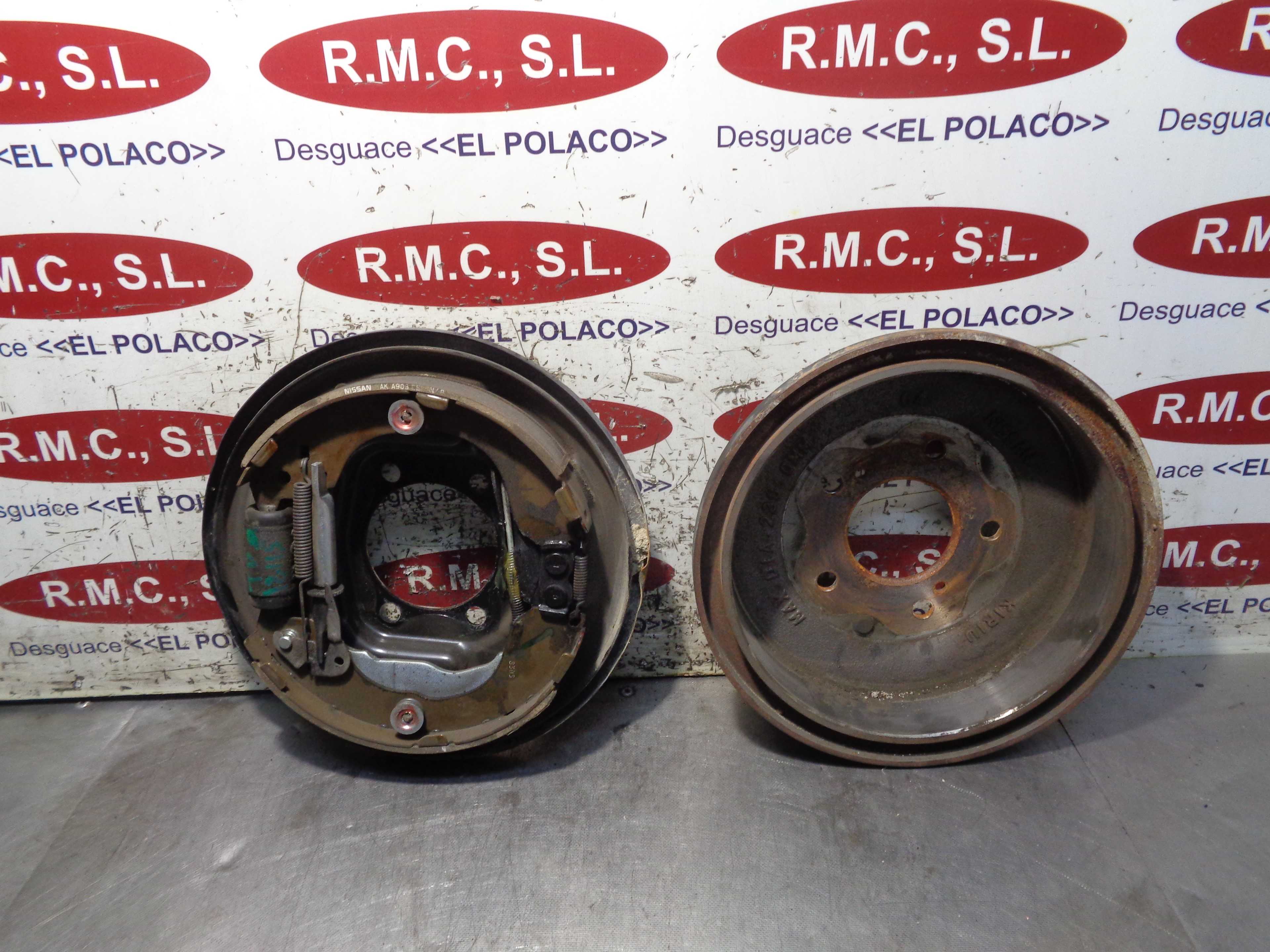Recambio de tambor freno trasero derecho para nissan juke (f15) acenta referencia OEM IAM 44020JE27A  