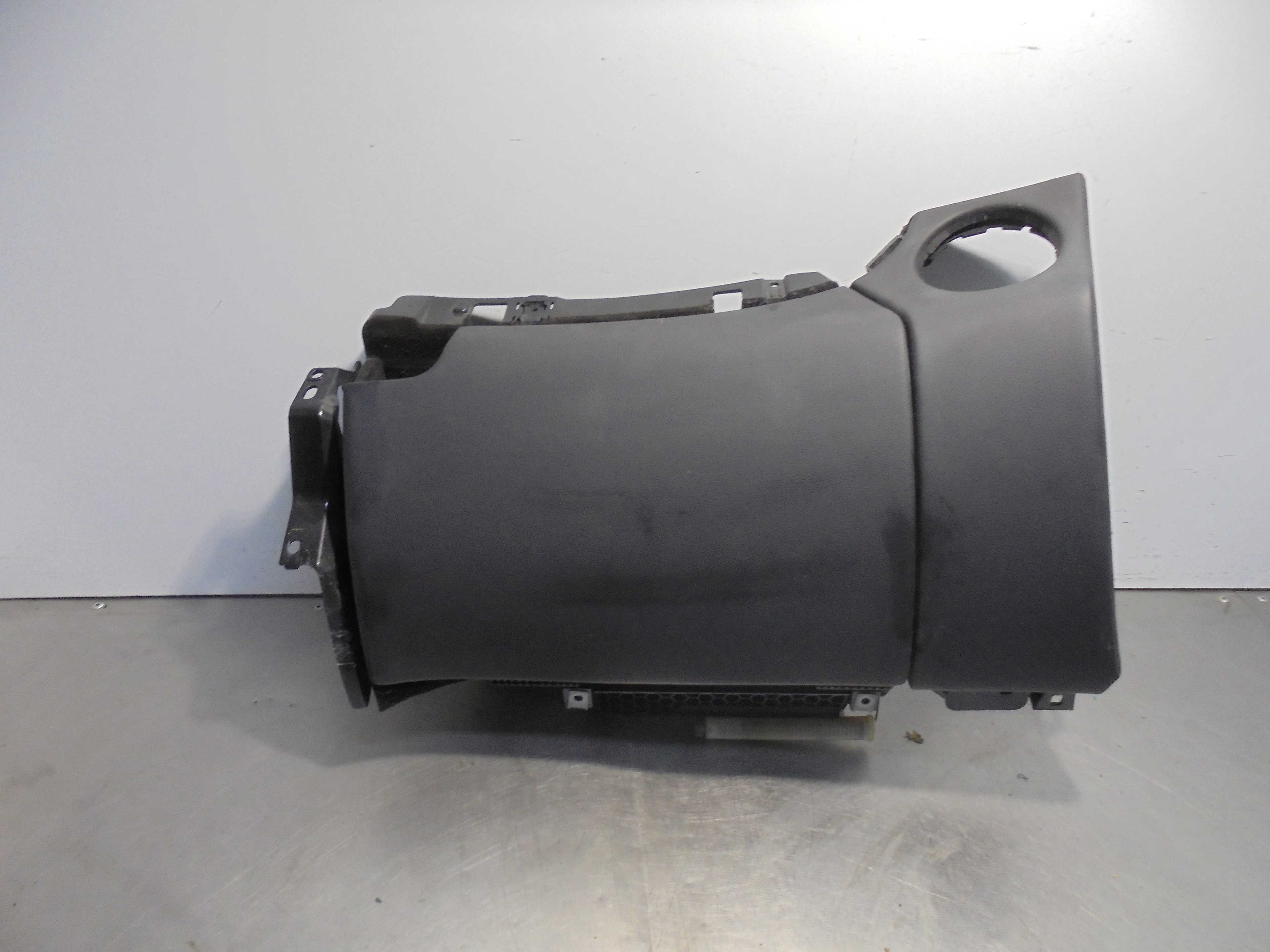 Recambio de guantera para mercedes-benz clase cls (w219) 350 cgi (219.357) referencia OEM IAM   