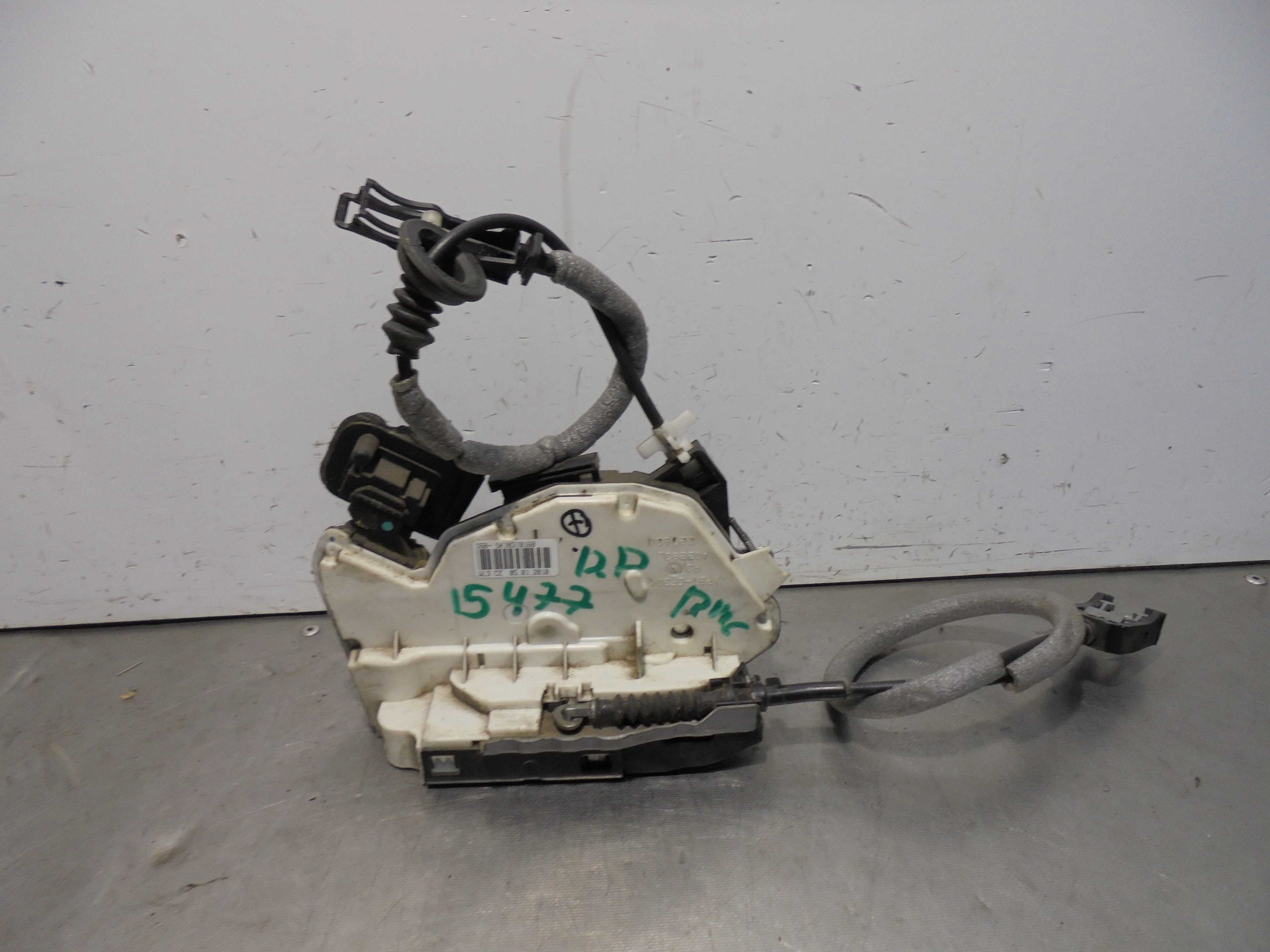 Recambio de cerradura puerta delantera derecha para volkswagen polo (6r1) advance referencia OEM IAM 5K1837016B ELECTRICA 5 PUER