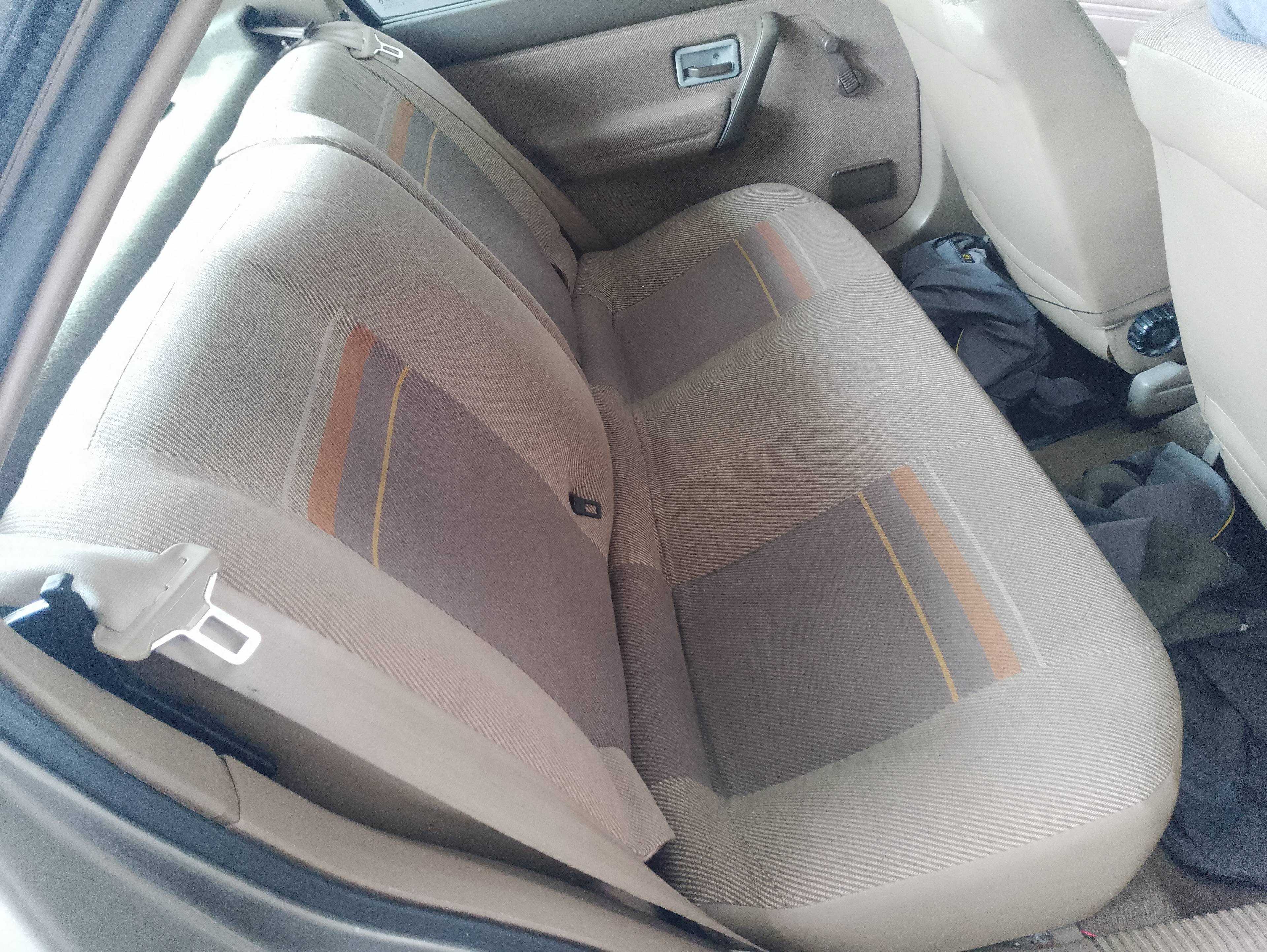 Recambio de asientos traseros para renault 19 hatchback (b/c53) gtd referencia OEM IAM   