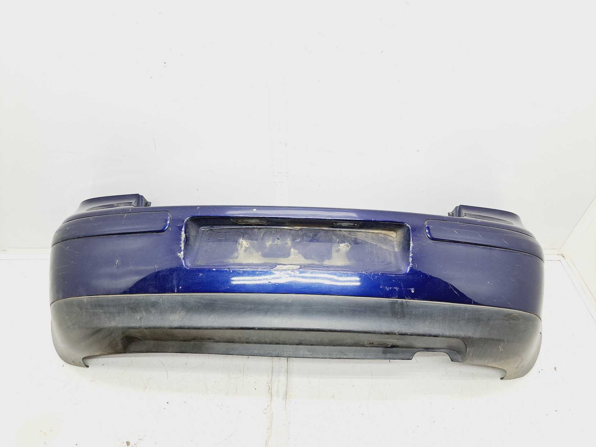 Recambio de paragolpes trasero para volkswagen golf iv berlina (1j1) 25 aniversario referencia OEM IAM 1J6807521  