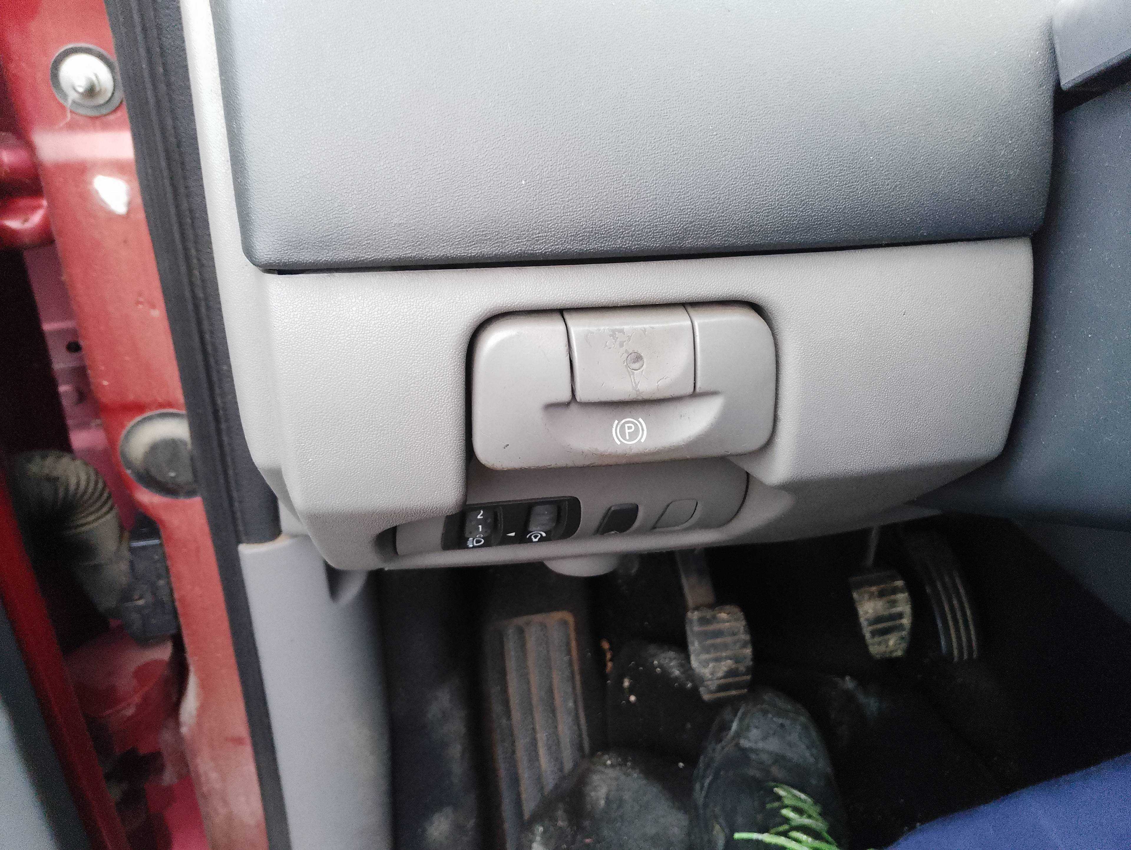 Recambio de palanca freno para renault scenic ii 1.5 dci diesel referencia OEM IAM   