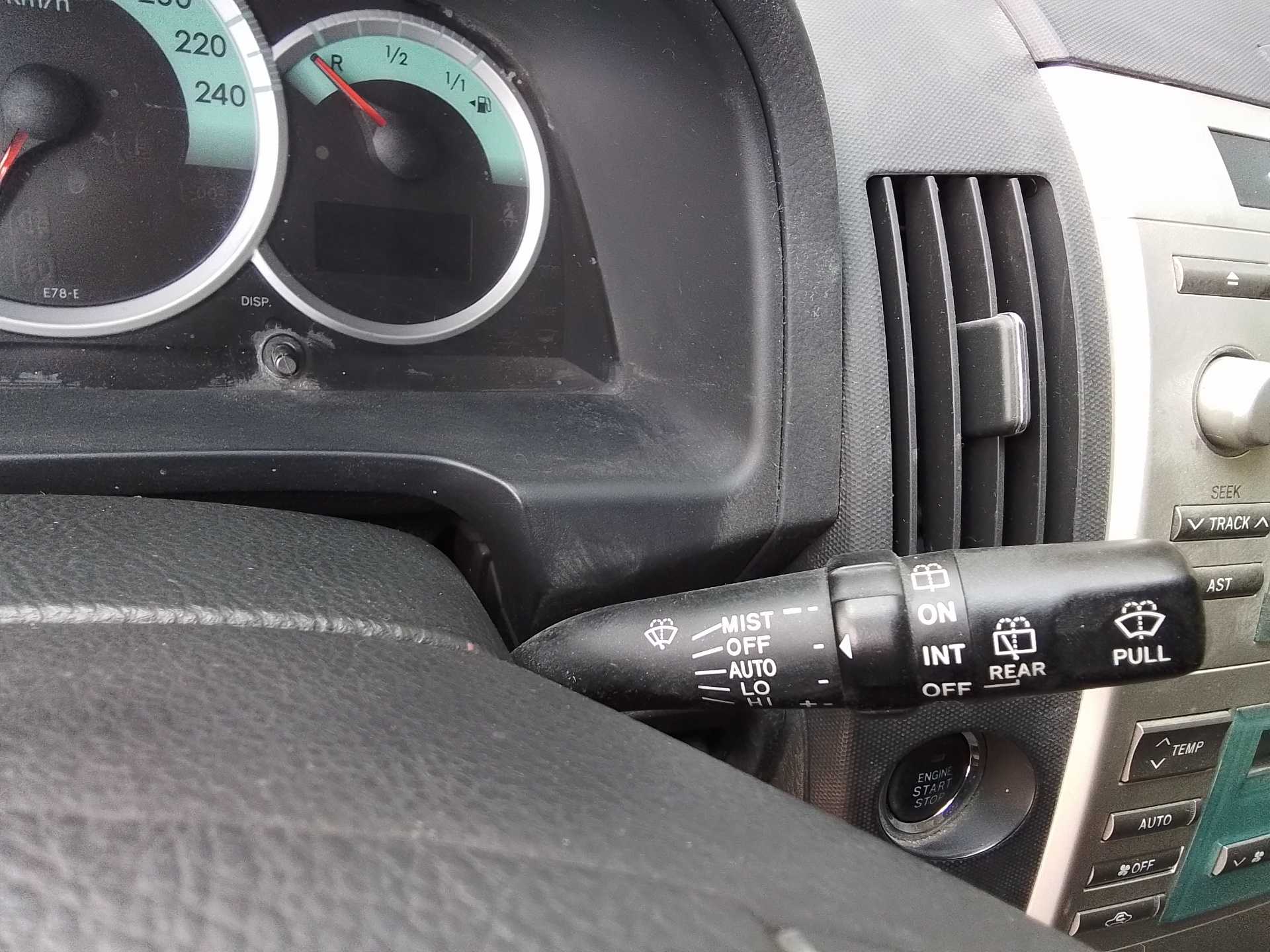 Recambio de mando limpia para toyota corolla verso (r1) 2,2 d-4d sport referencia OEM IAM   
