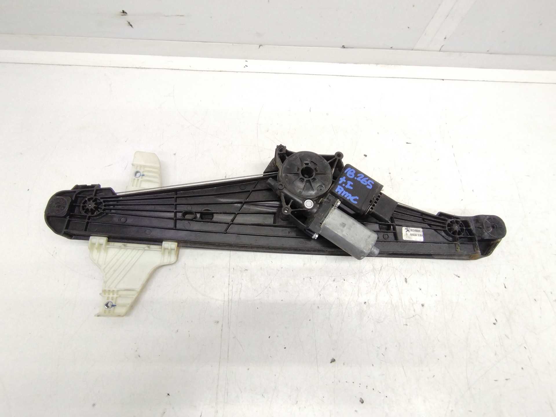 Recambio de elevalunas trasero izquierdo para citroën c5 aircross c-series referencia OEM IAM 9822455080  