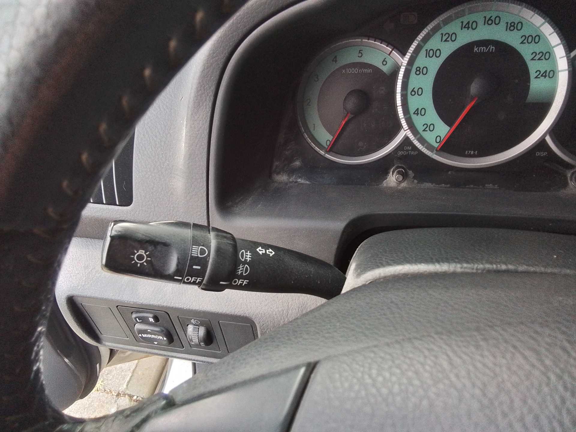 Recambio de mando luces para toyota corolla verso (r1) 2,2 d-4d sport referencia OEM IAM   