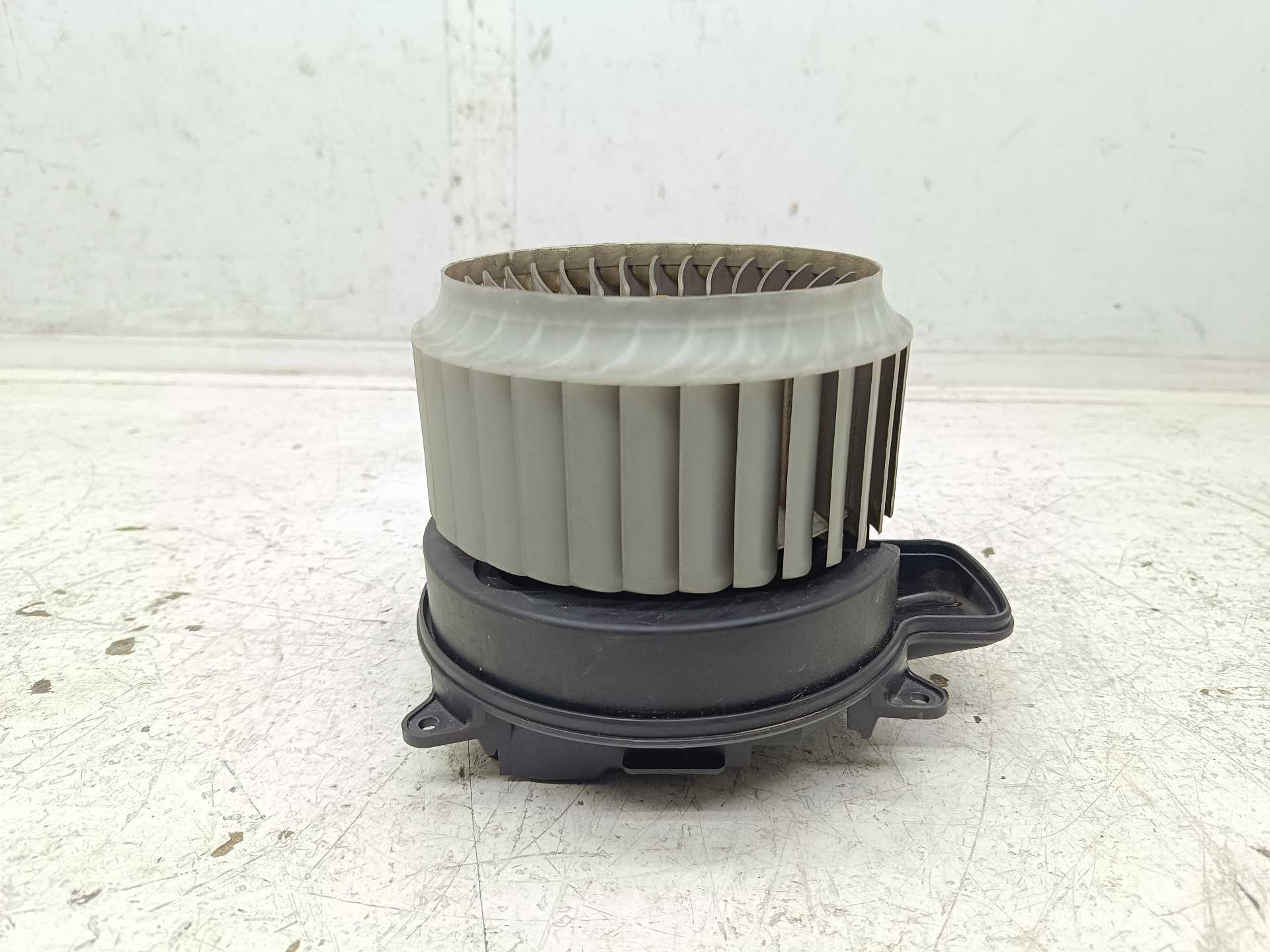 Recambio de motor calefaccion para audi a6 allroad quattro (4gj) 3.0 tdi advanced edition referencia OEM IAM 4H1820021C  