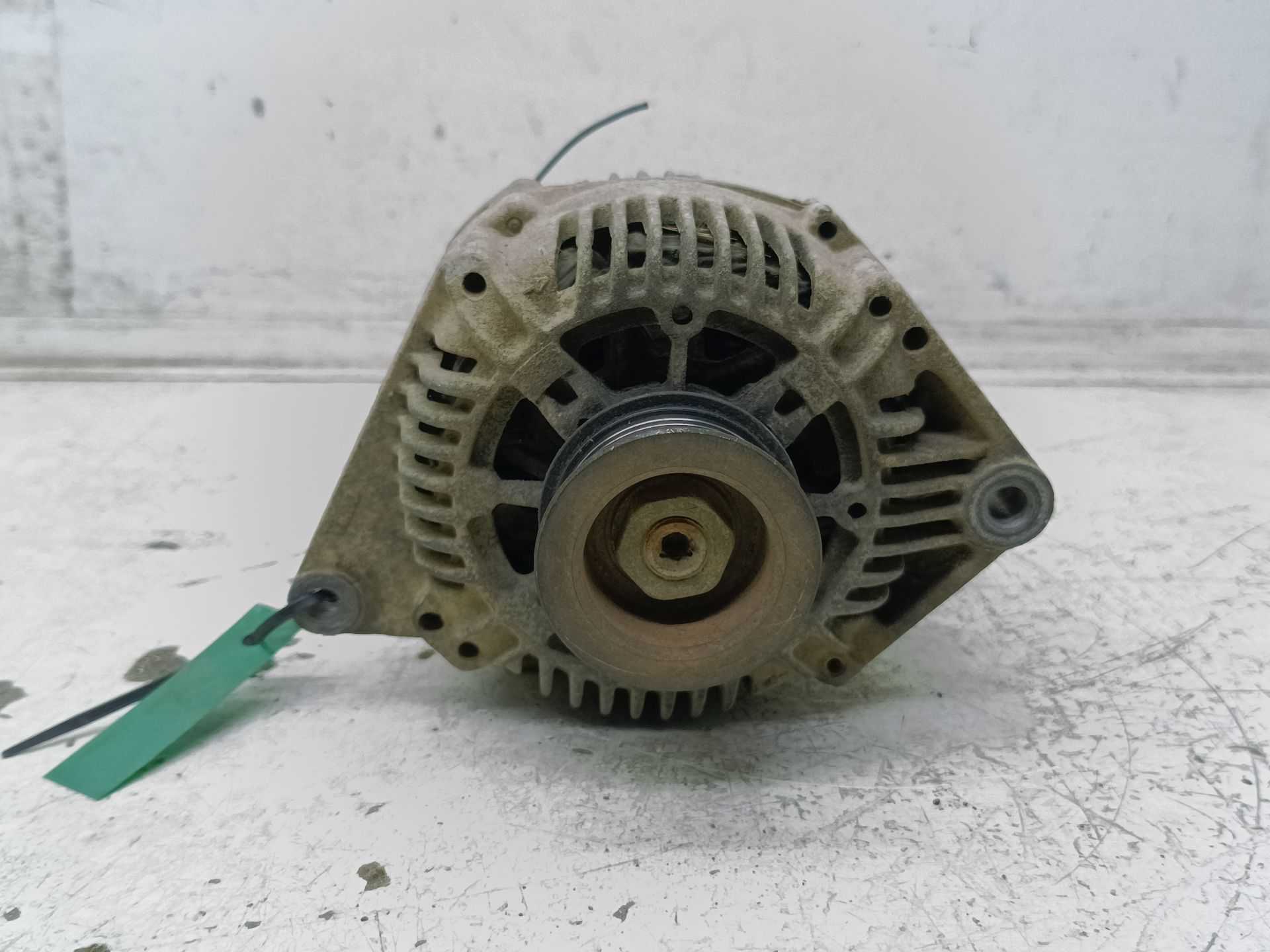 Recambio de alternador para renault kangoo (f/kc0) alize referencia OEM IAM 7700105539 2541954B 