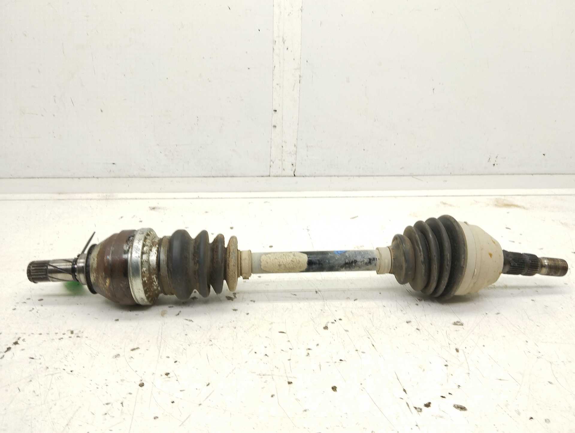 Recambio de transmision delantera izquierda para opel astra h ber. cosmo referencia OEM IAM  13136379 