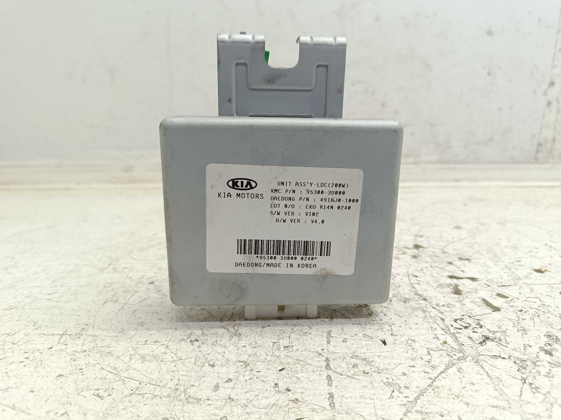 Recambio de modulo electronico para kia sportage business 2wd referencia OEM IAM 953003U000  