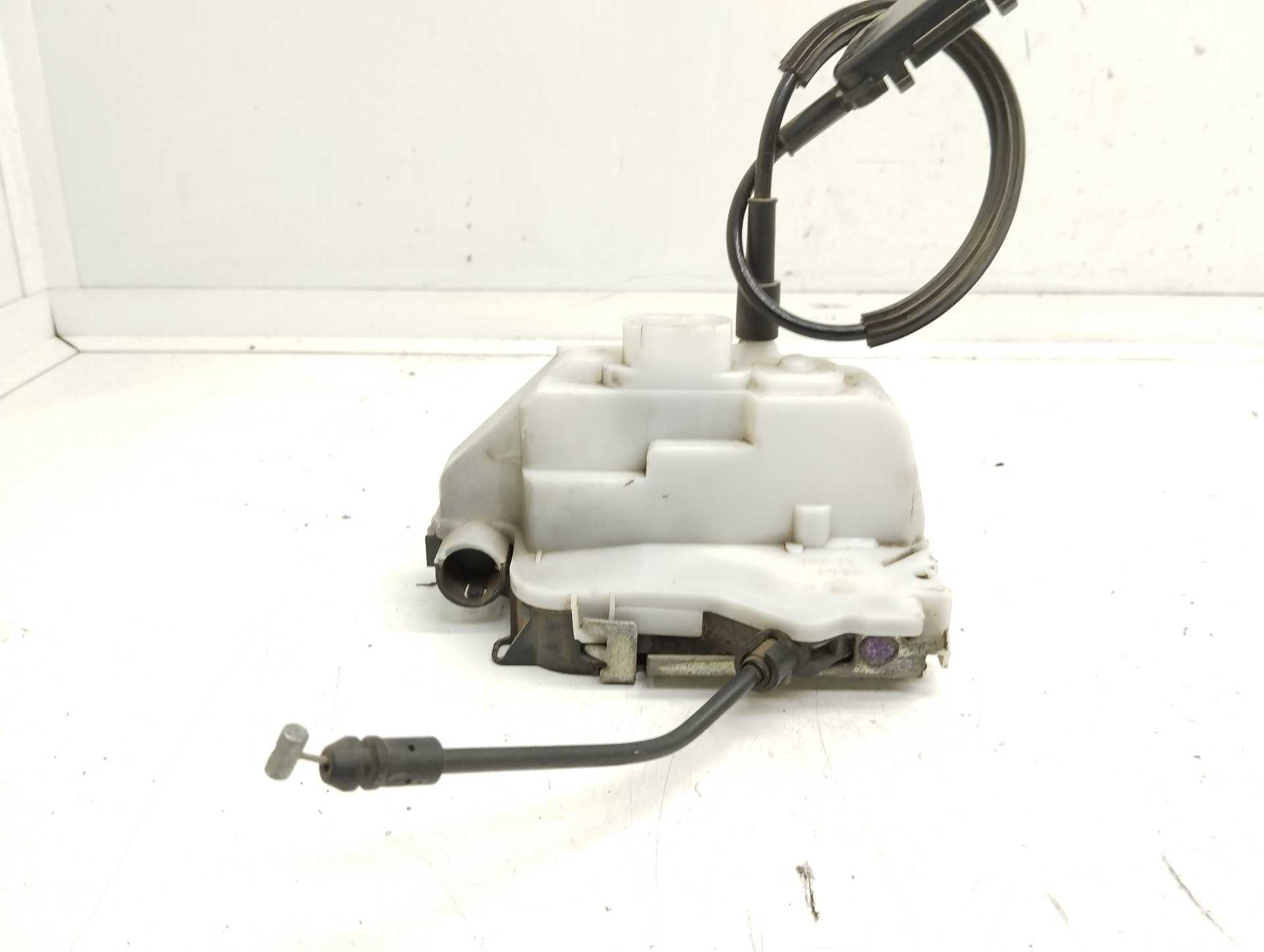 Recambio de cerradura puerta delantera derecha para citroën c3 sx referencia OEM IAM   