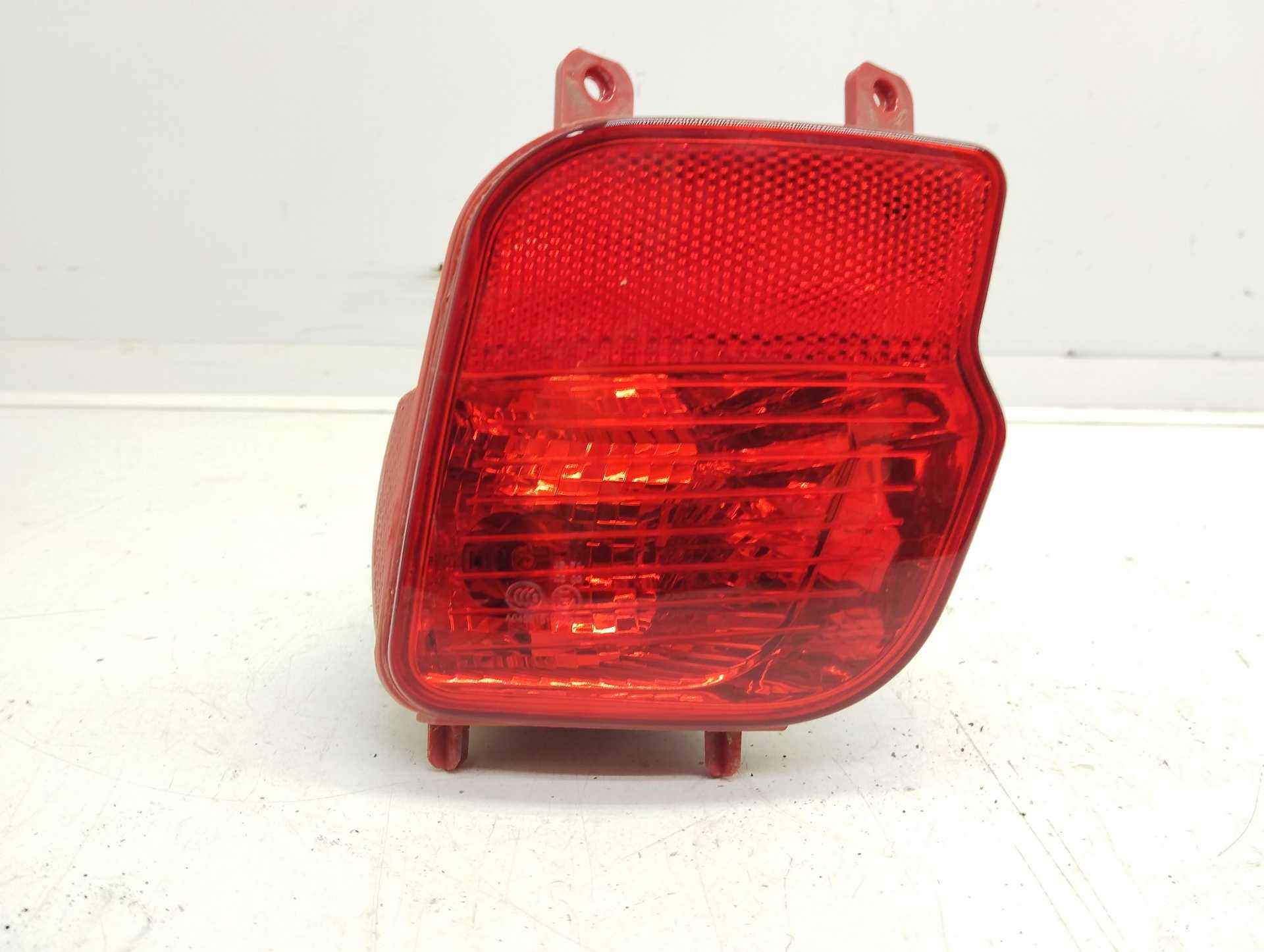 Recambio de faro antiniebla trasero izquierdo para citroën c5 aircross c-series referencia OEM IAM 9811718480  