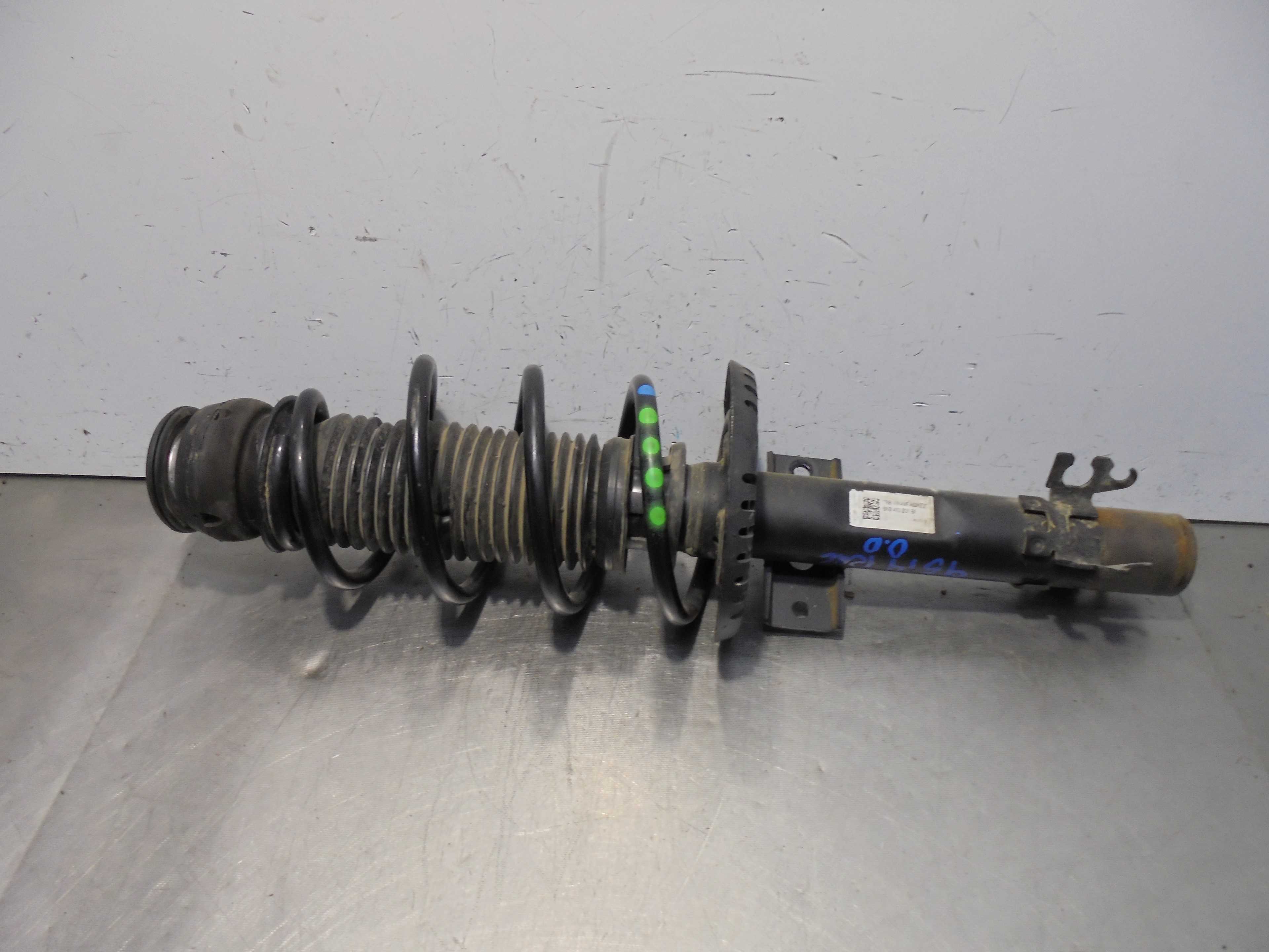Recambio de amortiguador delantero derecho para skoda fabia active referencia OEM IAM 6R0413031BF  
