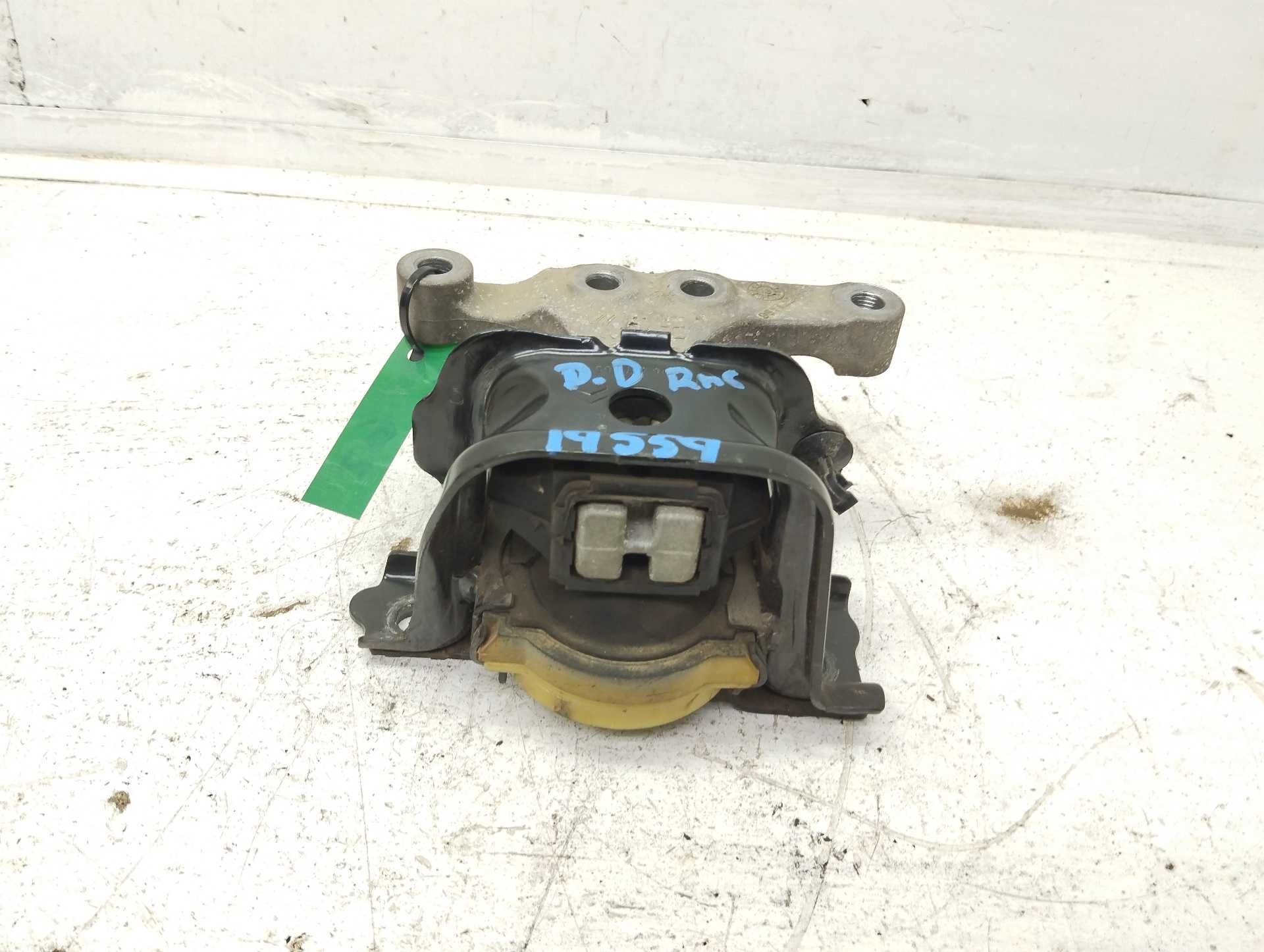 Recambio de soporte motor derecho para opel crossland x design line referencia OEM IAM 9681706580  