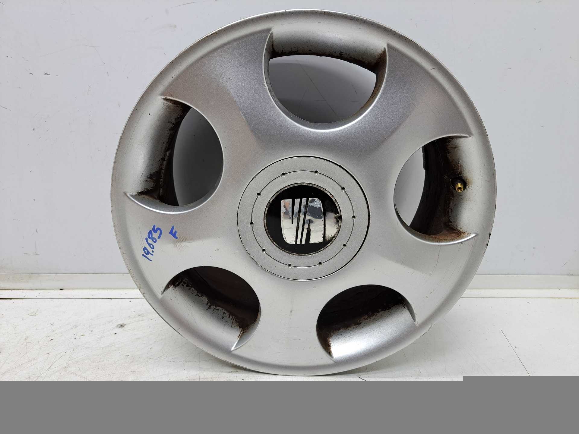 Recambio de llanta para seat alhambra (7v9) signa 4x4 referencia OEM IAM R16  