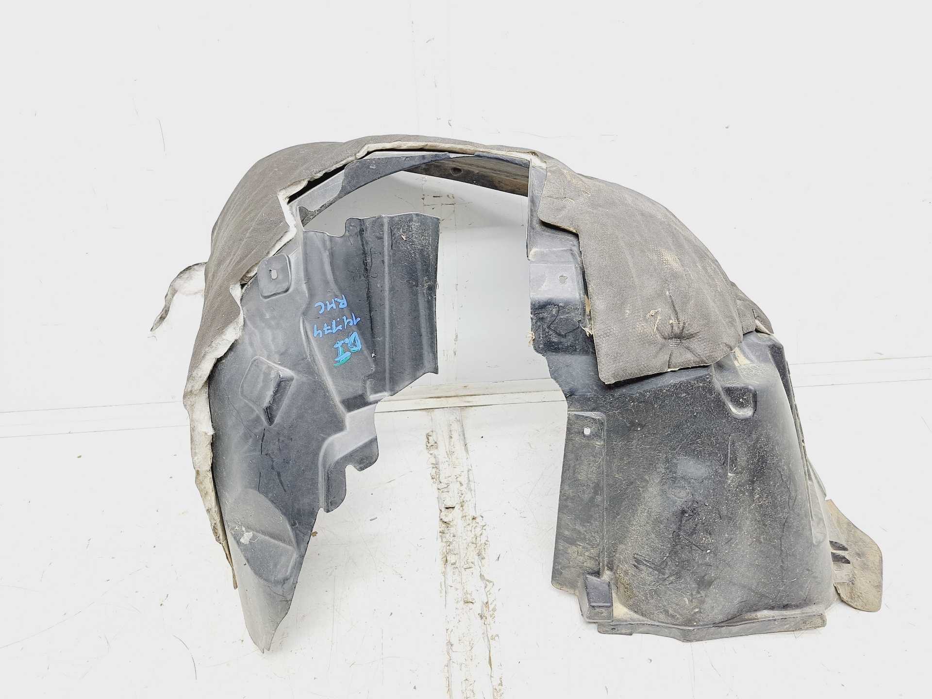 Recambio de paso rueda delantero izquierdo para peugeot 3008 active referencia OEM IAM  9825282080 