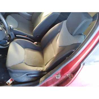 ASIENTO DELANTERO IZQUIERDO 