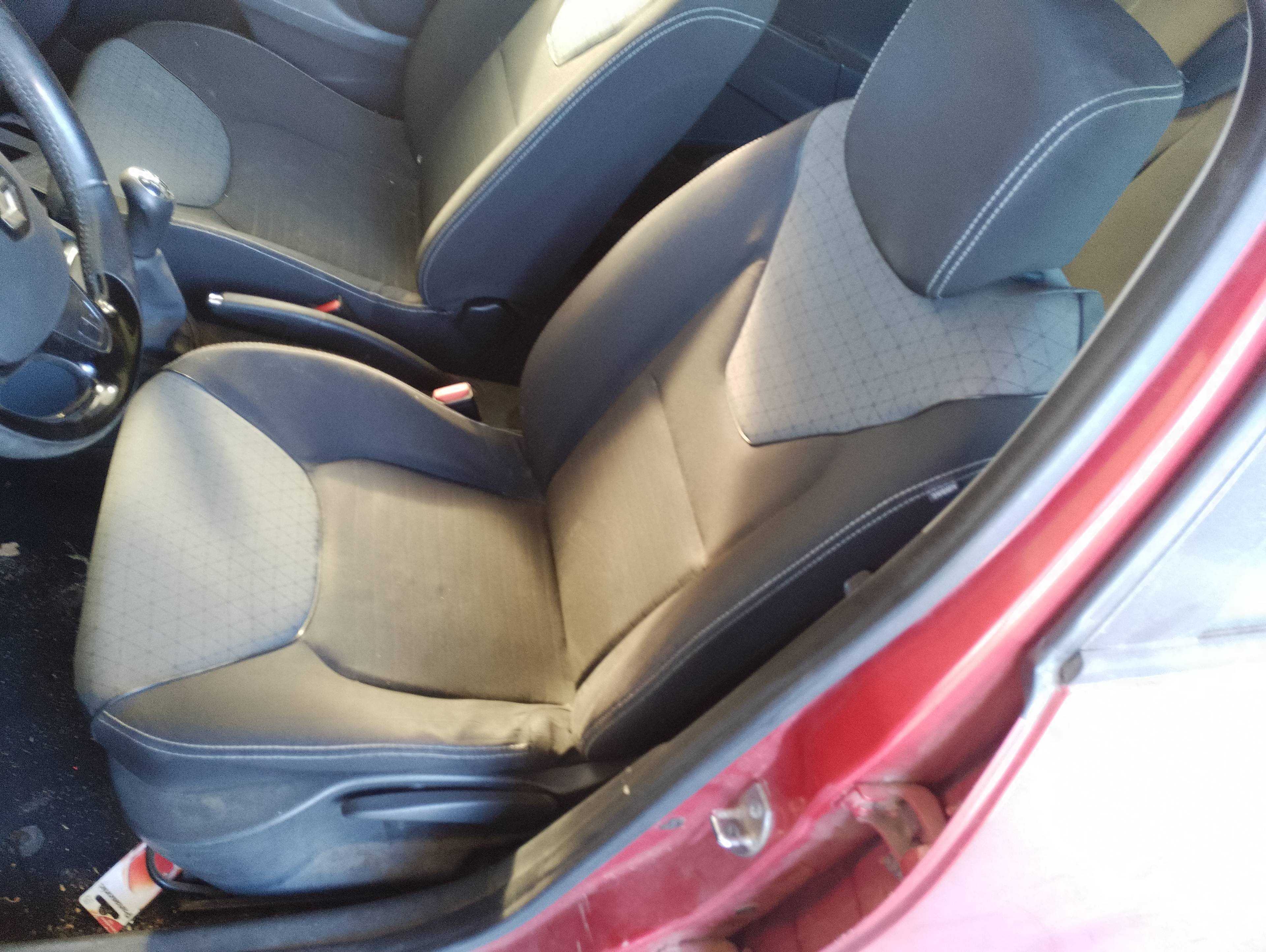 Recambio de asiento delantero izquierdo para renault clio iv 1.5 dci referencia OEM IAM   