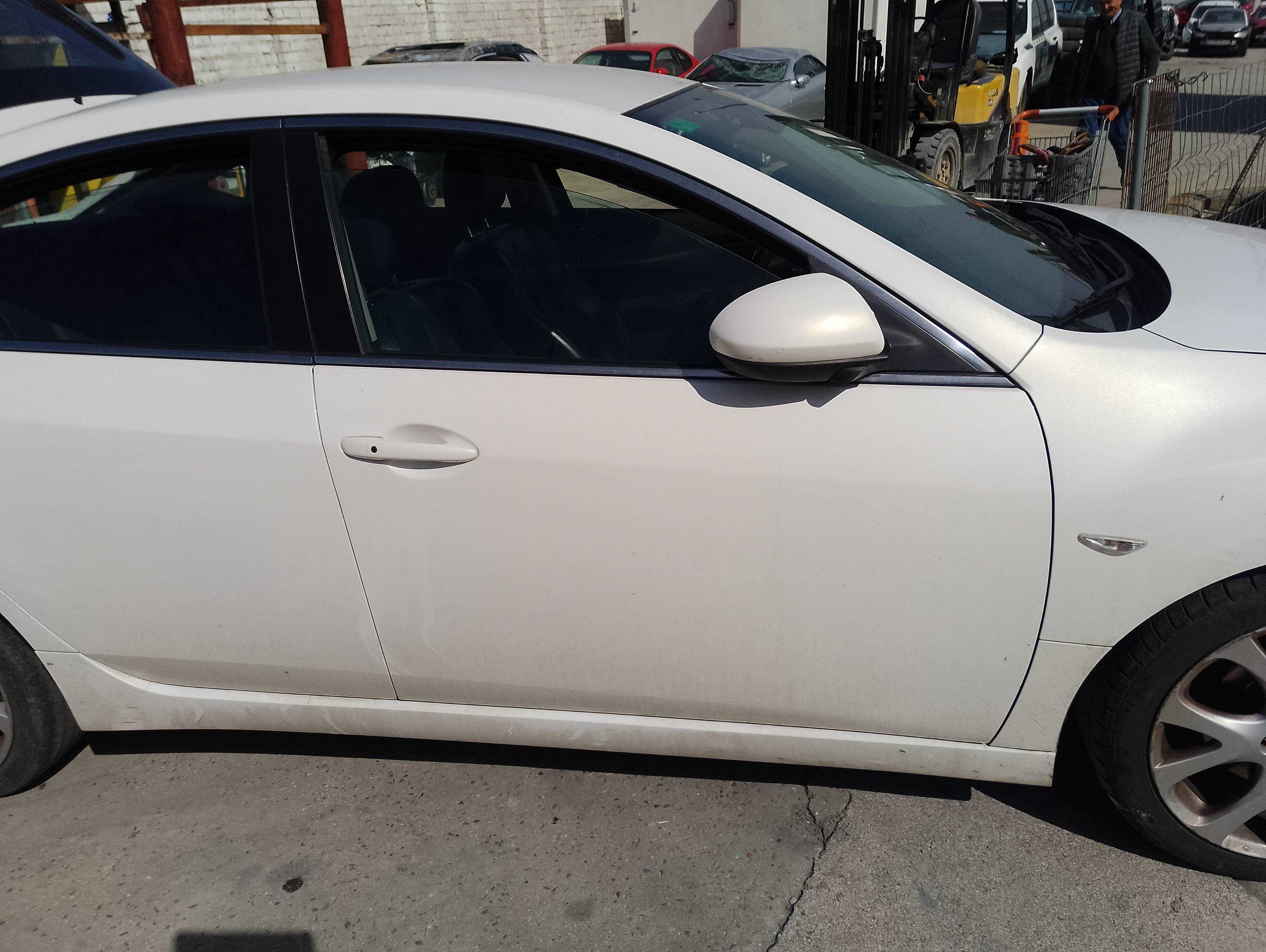 Recambio de puerta delantera derecha para mazda 6 lim. (gh) 2.2 ce 185 luxury (5-ptas.) referencia OEM IAM   