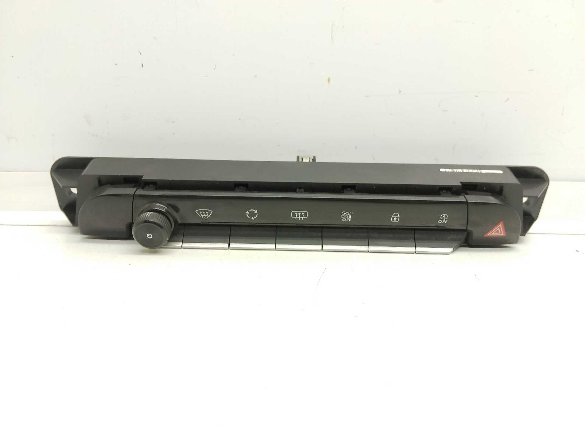 Recambio de mando climatizador para citroën c5 aircross c-series referencia OEM IAM 9828018177  