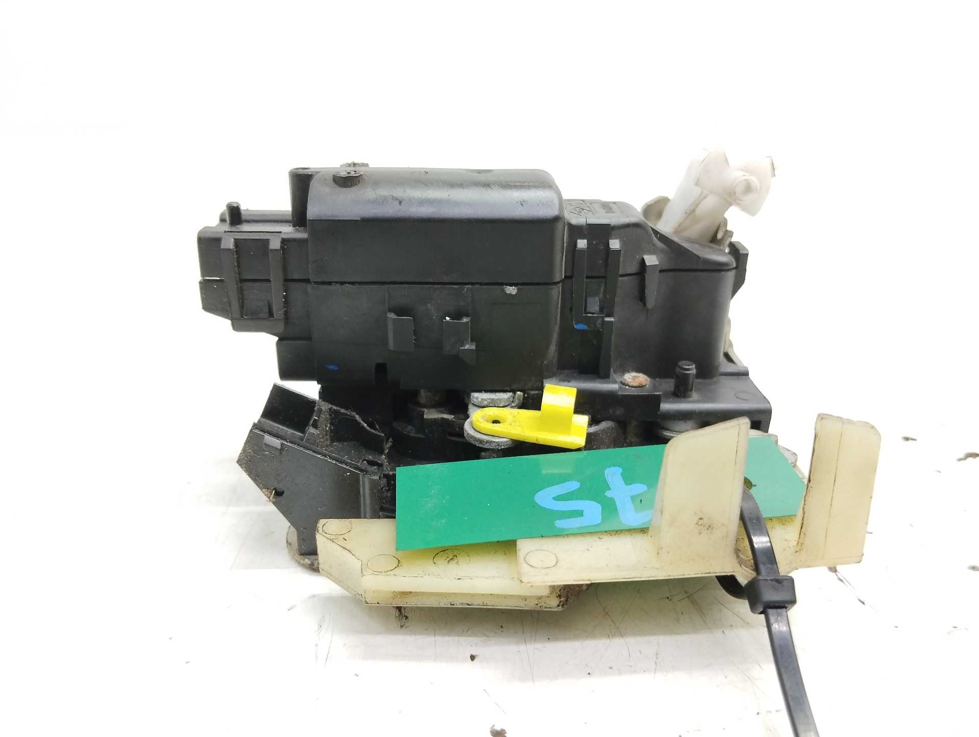 Recambio de cerradura puerta trasera izquierda para dacia lodgy comfort referencia OEM IAM   