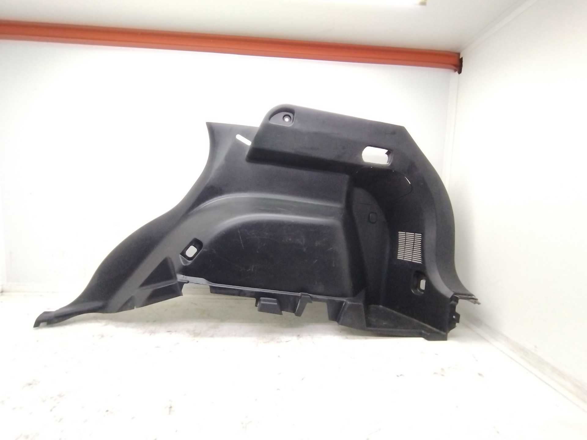 Recambio de moldura interior para mazda cx-5 center-line 2wd referencia OEM IAM KD4568850  
