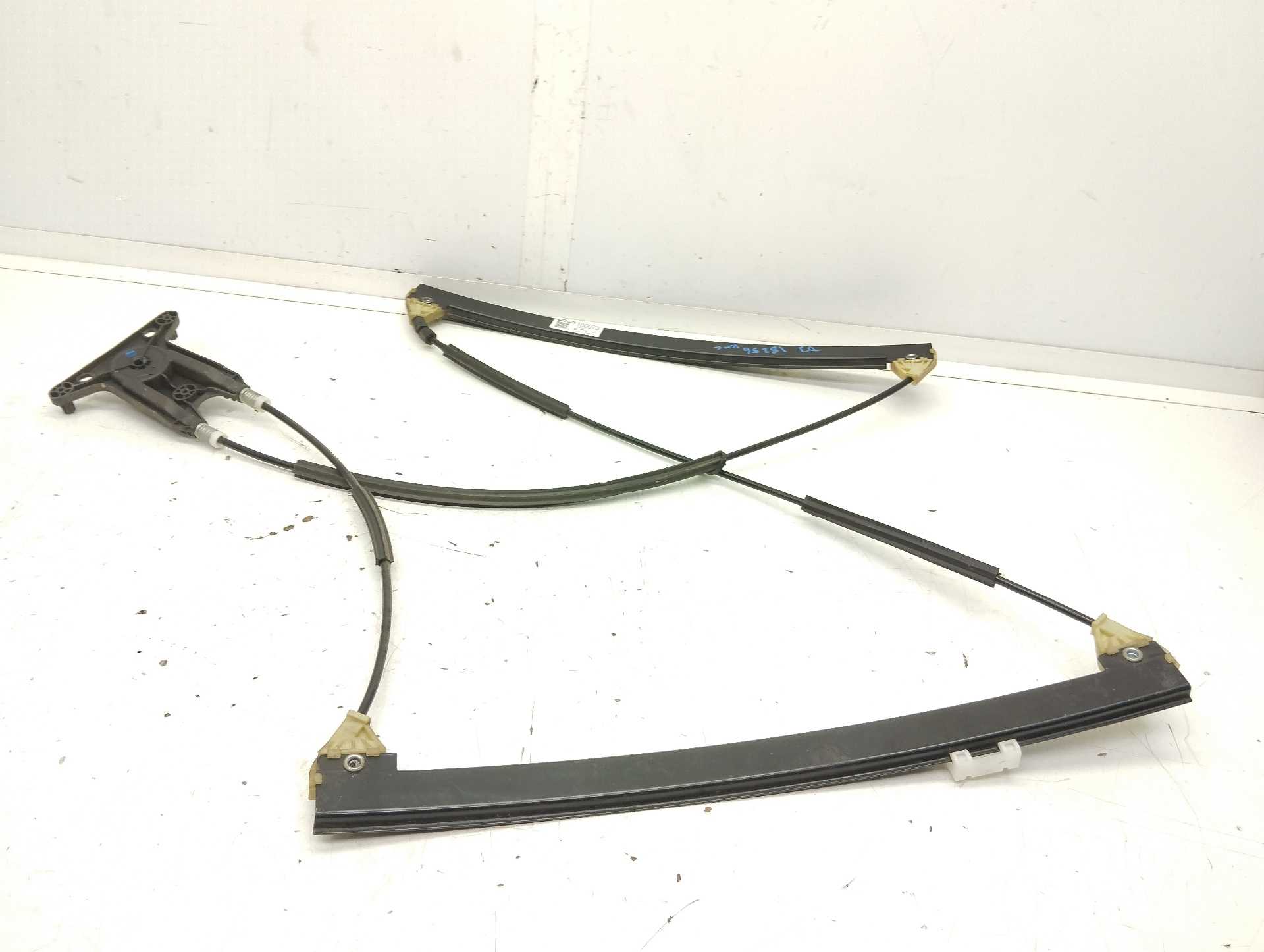 Recambio de elevalunas delantero izquierdo para audi a3 (8p) 1.6 tdi ambiente referencia OEM IAM 8P3837462C 100073 