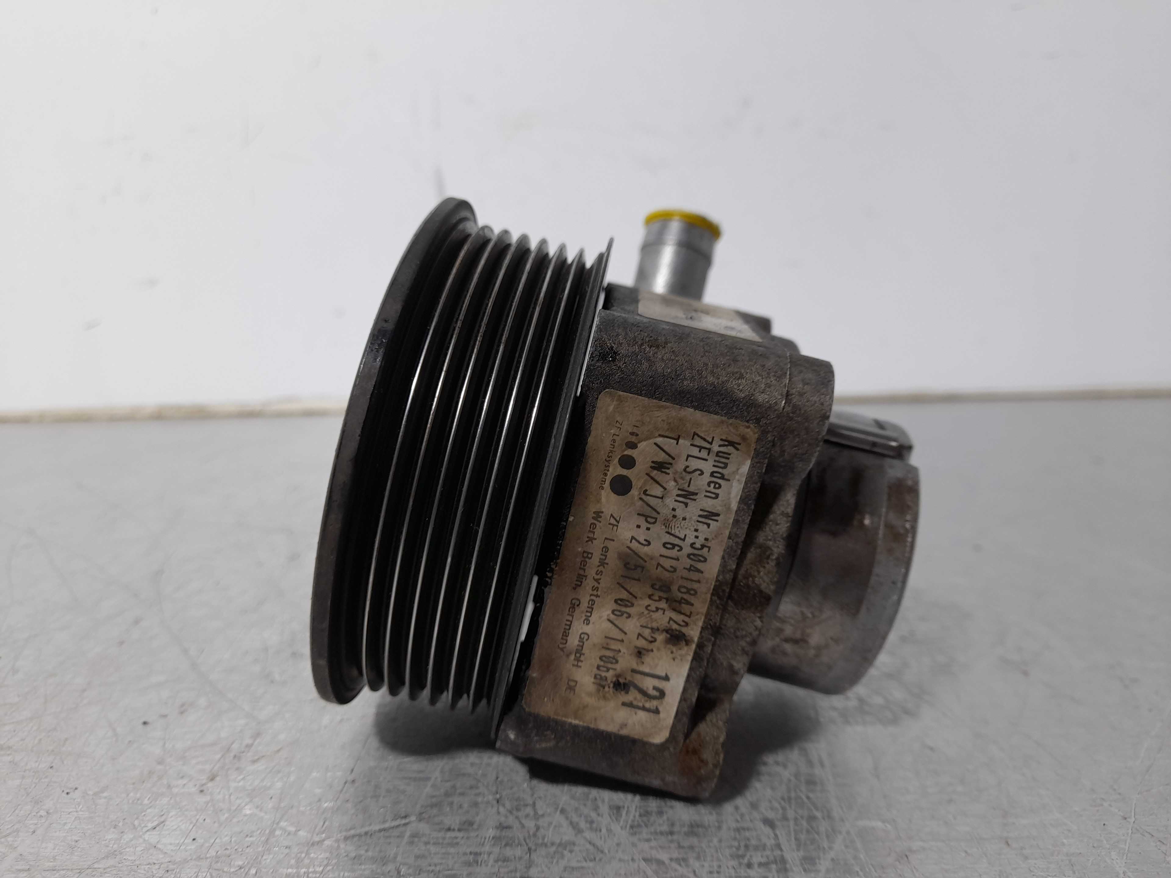 Recambio de bomba direccion para fiat ducato caja cerrada 33 (06.2006 =>) 2.3 jtd cat referencia OEM IAM 504184720  