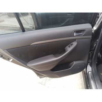 Recambio de guarnecido puerta trasera izquierda para toyota avensis berlina (t25) 2.0 d4-d executive berlina (5-ptas.) referenci