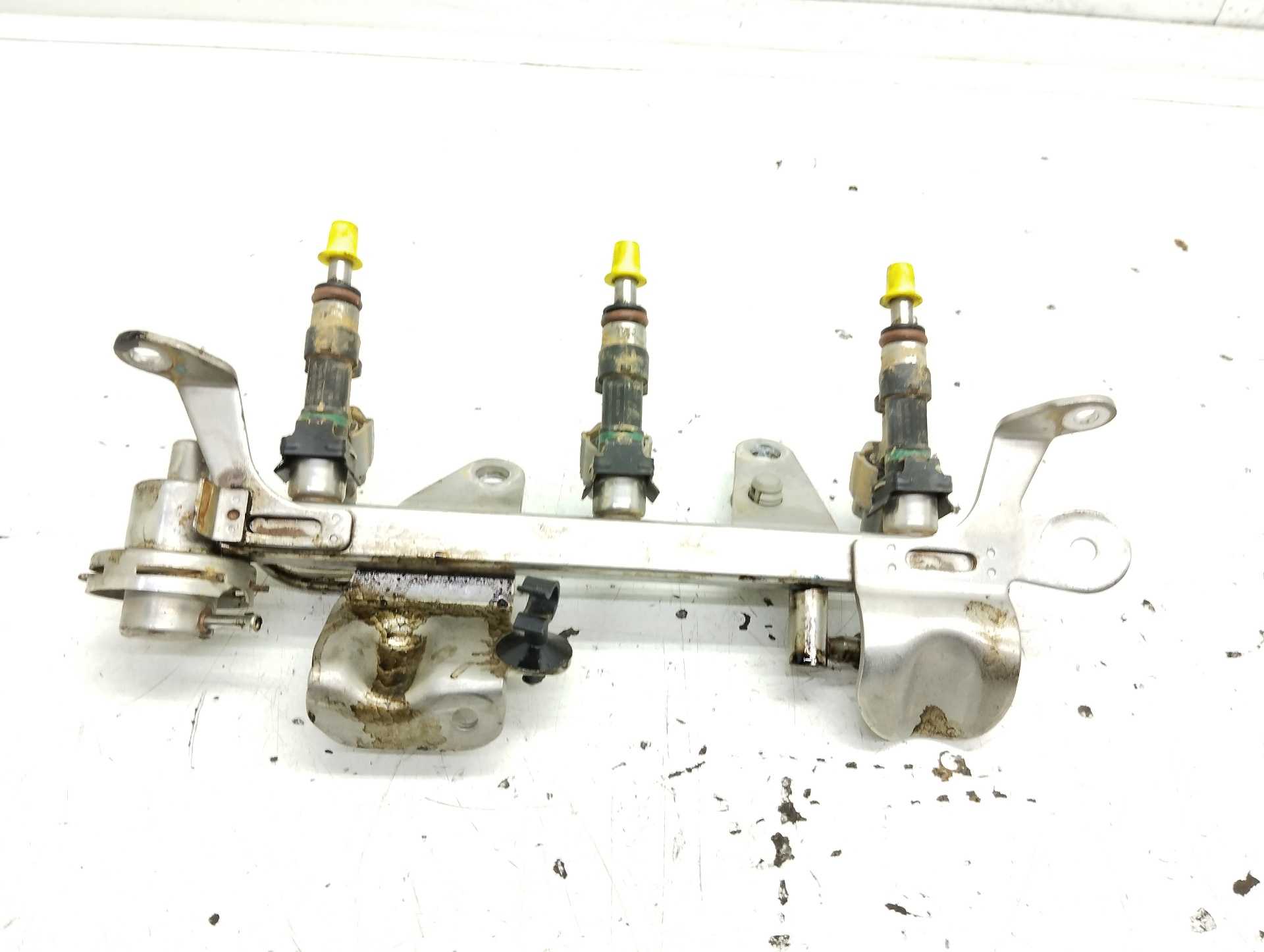 Recambio de rampa inyectora para renault captur dynamique referencia OEM IAM 0280160562  